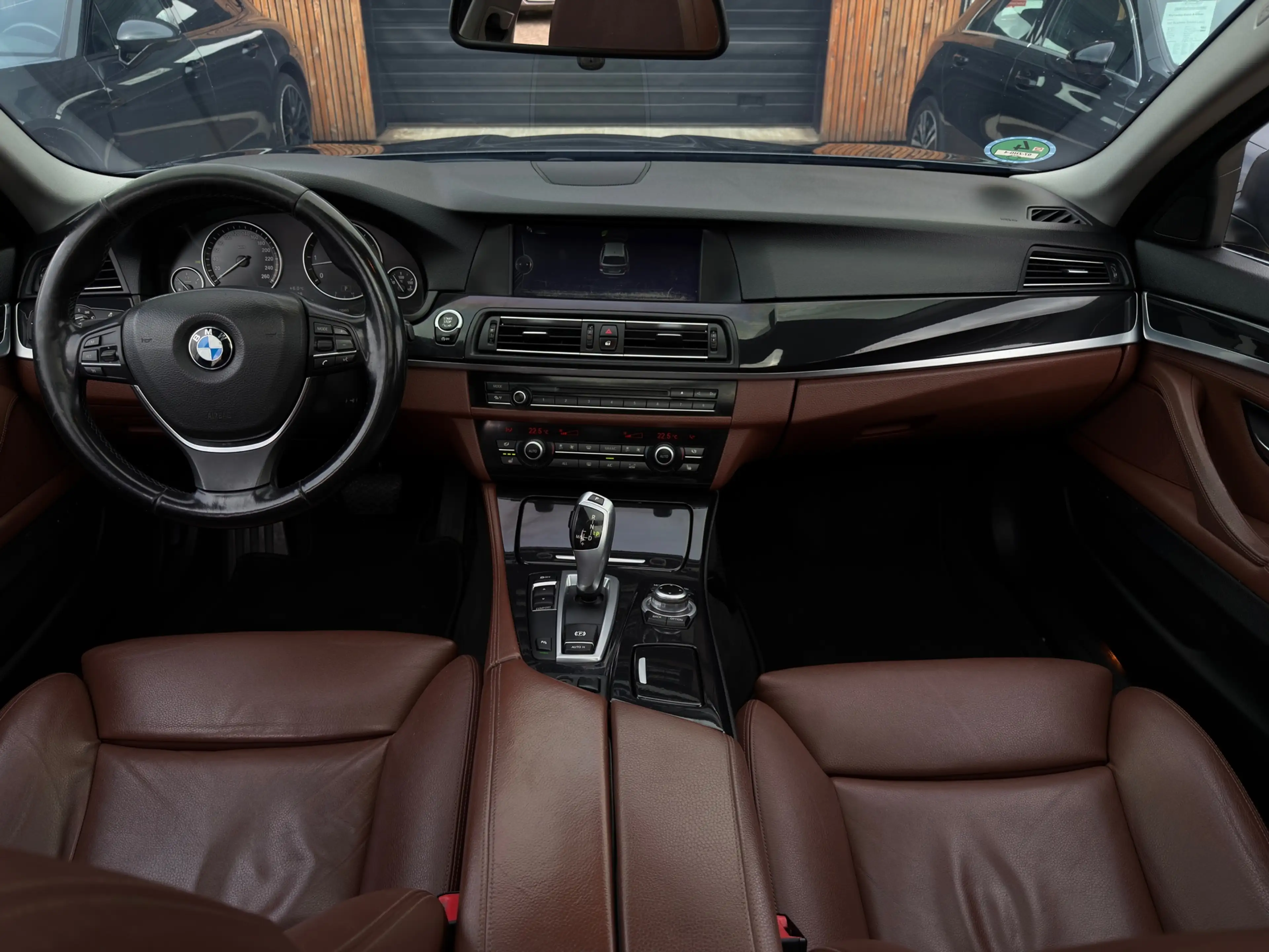 BMW 535 5-serie Touring 535d Upgrade Edition Pano Leder PD — photo 20