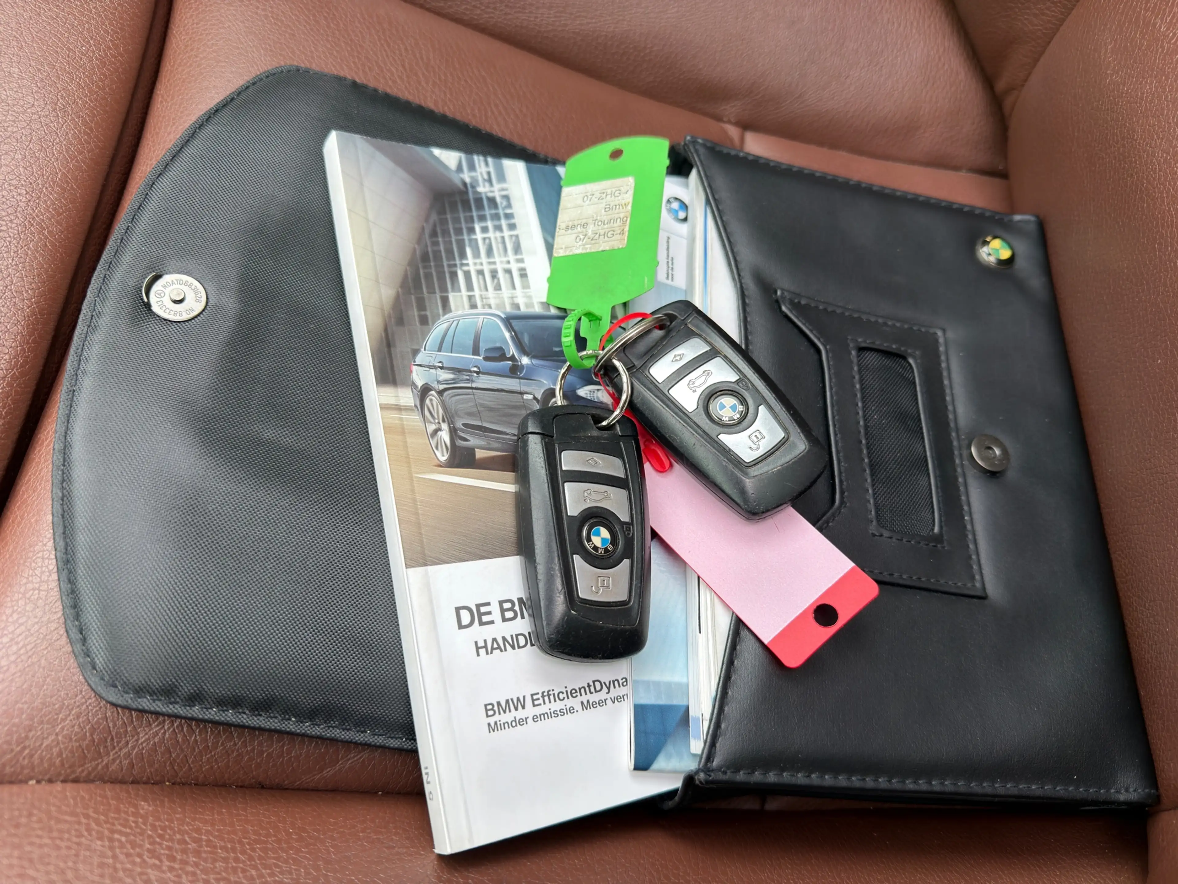 BMW 535 5-serie Touring 535d Upgrade Edition Pano Leder PD — photo 36