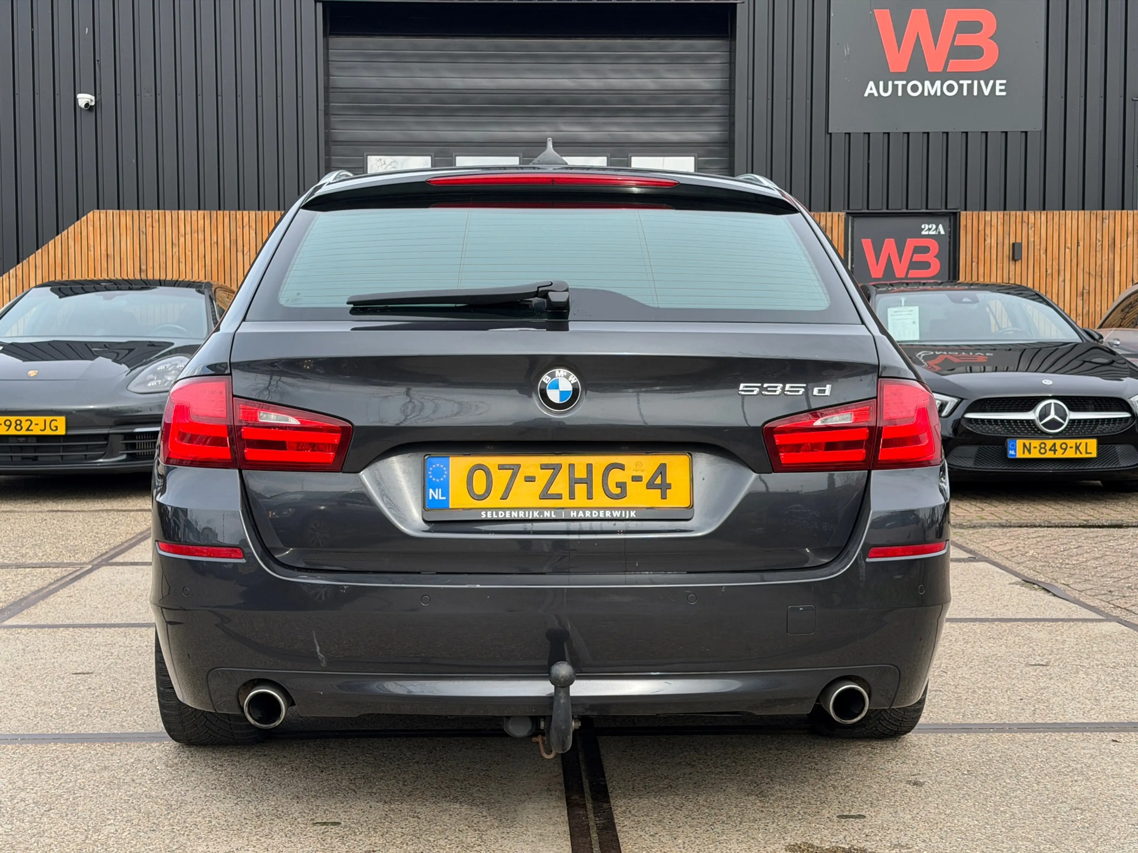 BMW 535 5-serie Touring 535d Upgrade Edition Pano Leder PD — photo 4
