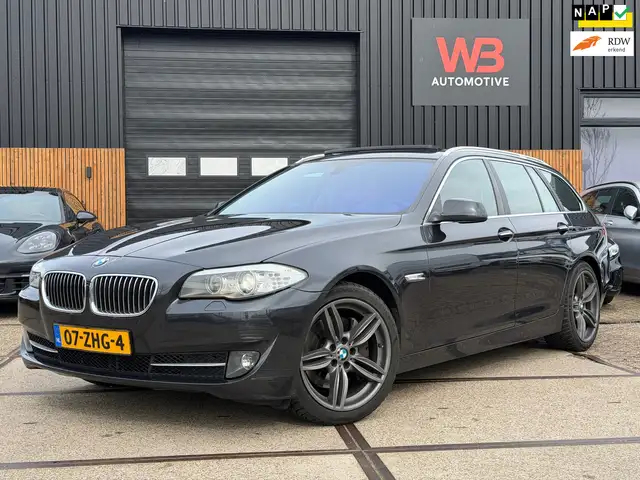 BMW 535 5-serie Touring 535d Upgrade Edition Pano Leder PD