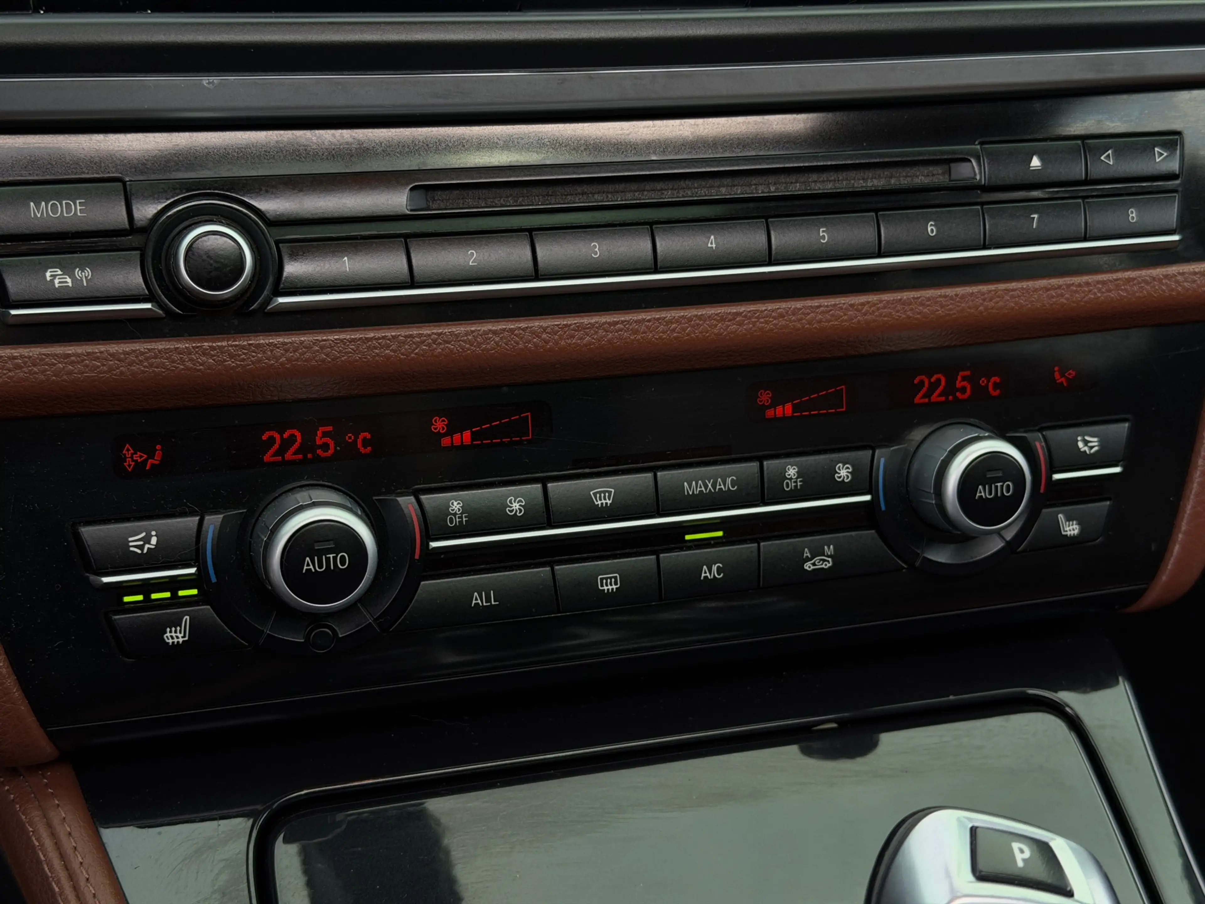 BMW 535 5-serie Touring 535d Upgrade Edition Pano Leder PD — photo 25