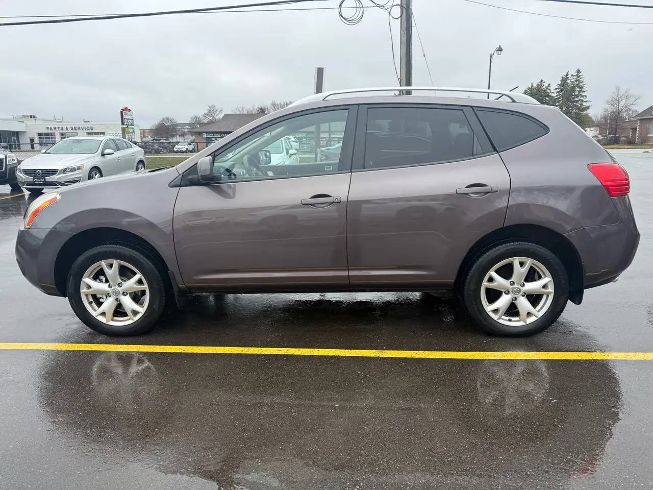 Nissan Rogue снимка Nissan Rogue
