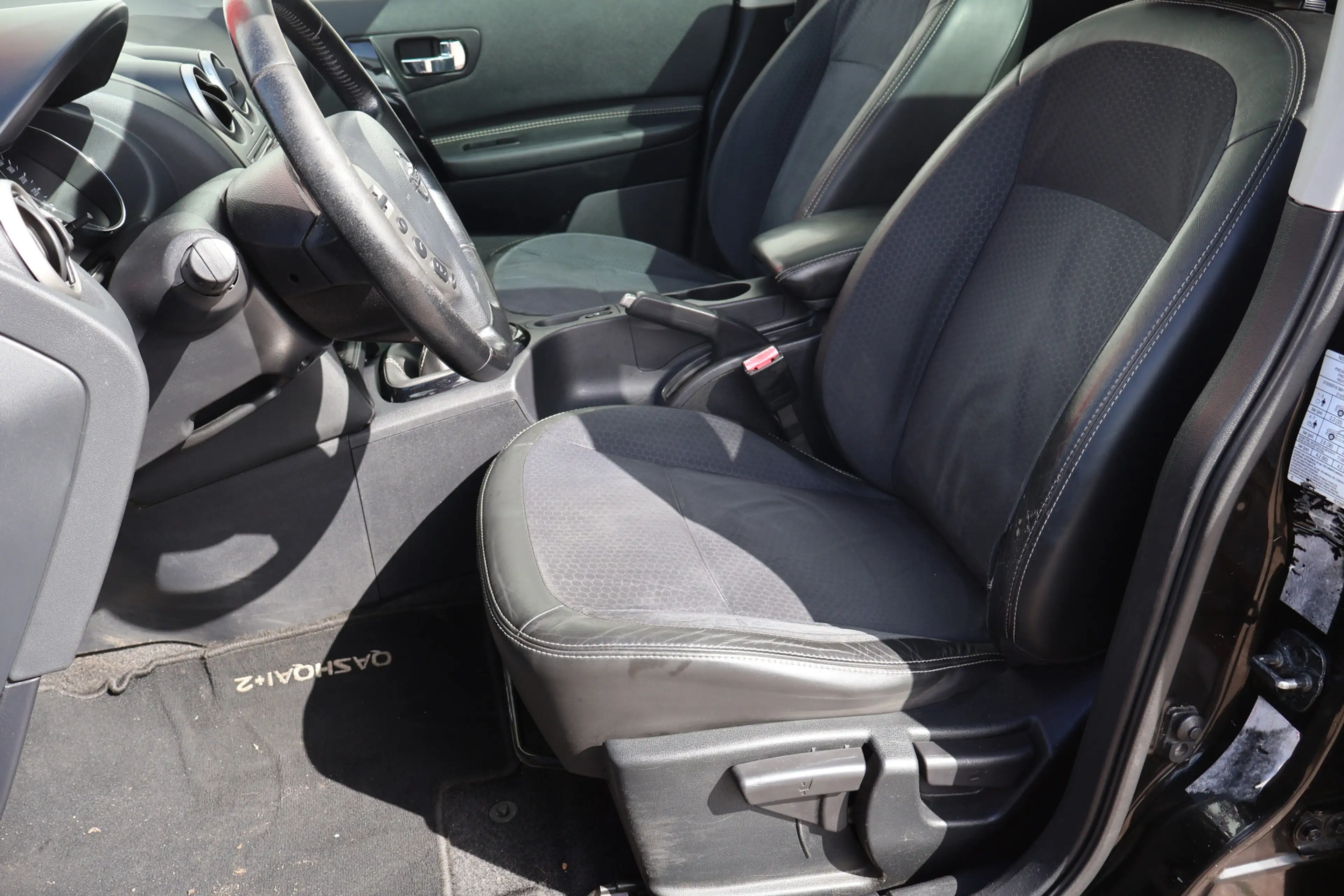Nissan Qashqai+2 1.6 dCi 360 — photo 6