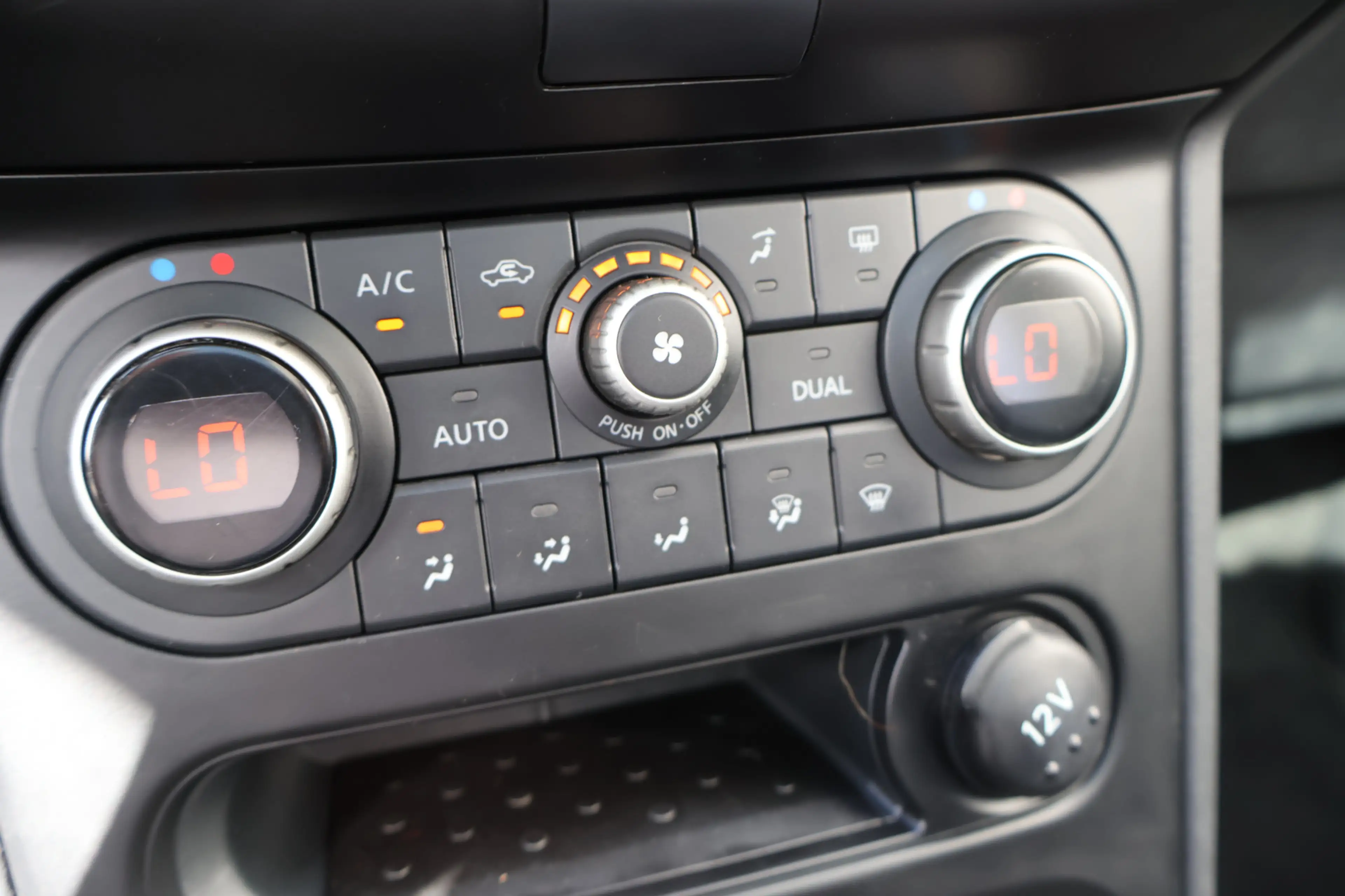 Nissan Qashqai+2 1.6 dCi 360 — photo 11