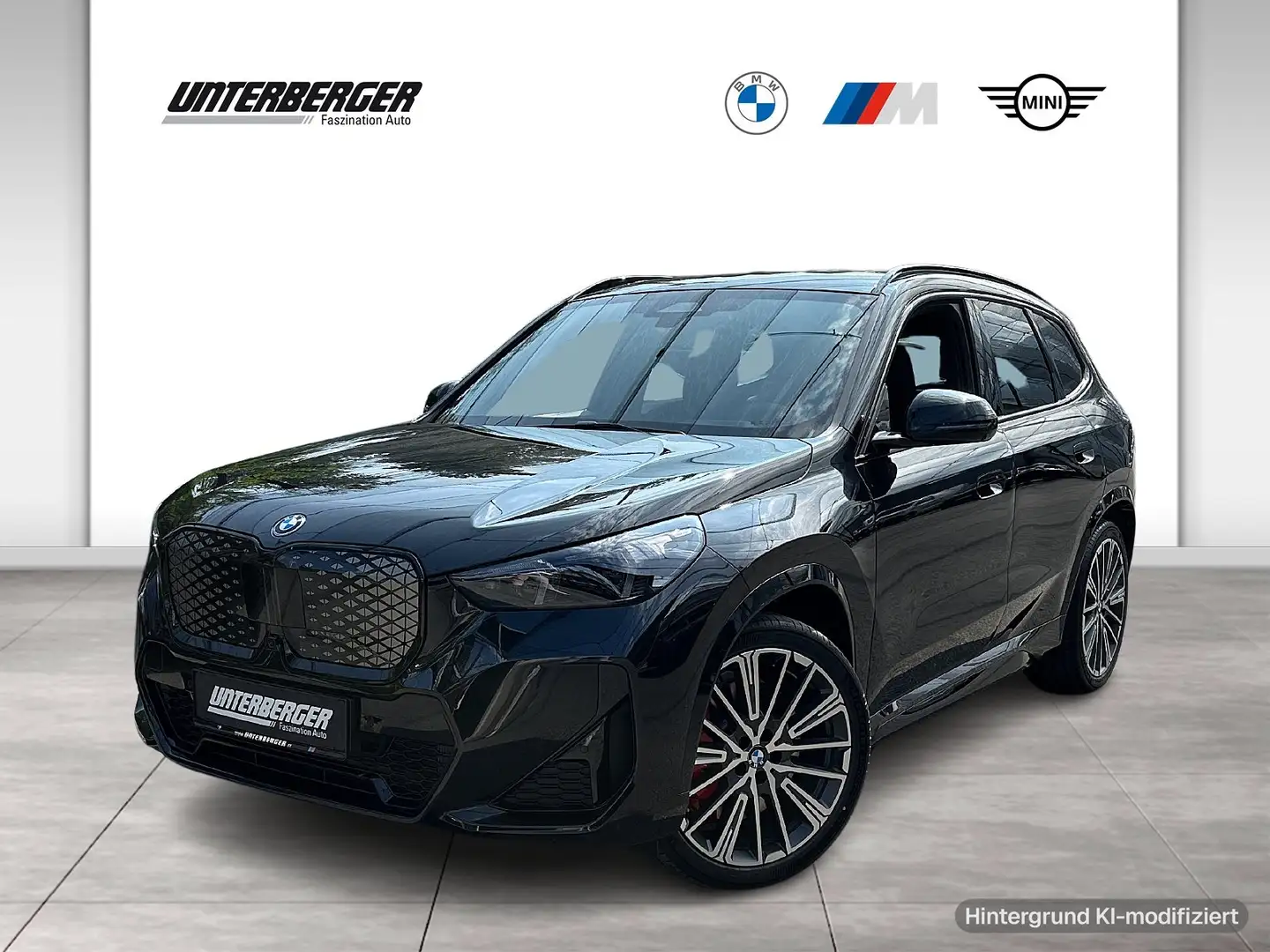 BMW iX1 eDrive20 1,99% Fixzinsaktion bis 30.09.2026 M Spor Schwarz - 1