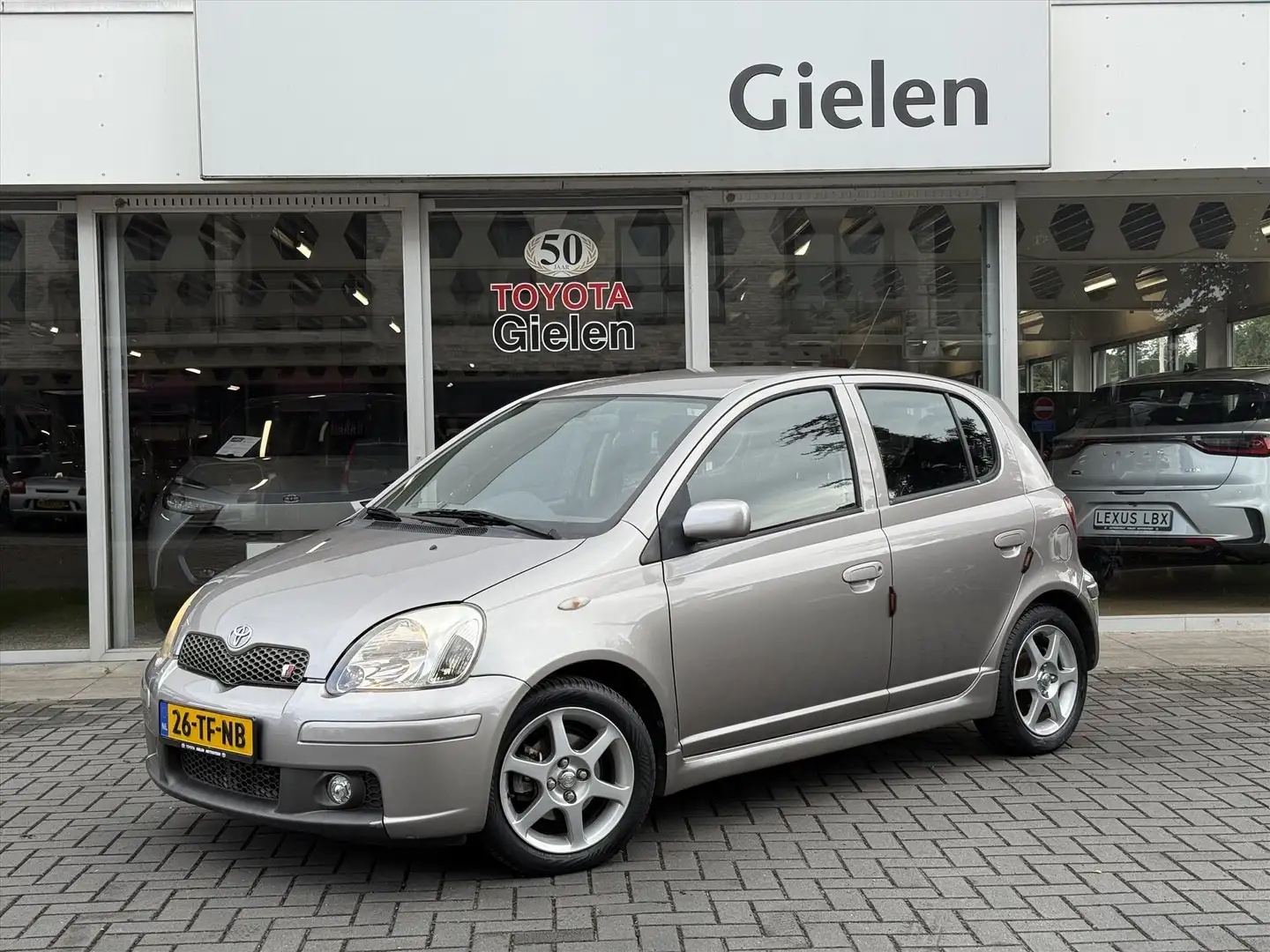 Toyota Yaris 1.5 VVTI T SPORT | Airconditioning, 5-Deurs, Licht Gris - 1