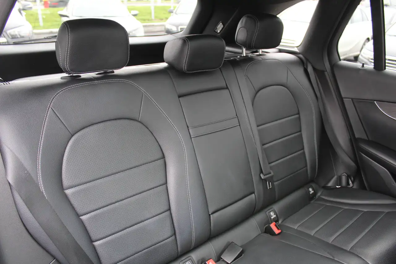 Mercedes-Benz GLC снимка Mercedes-Benz GLC