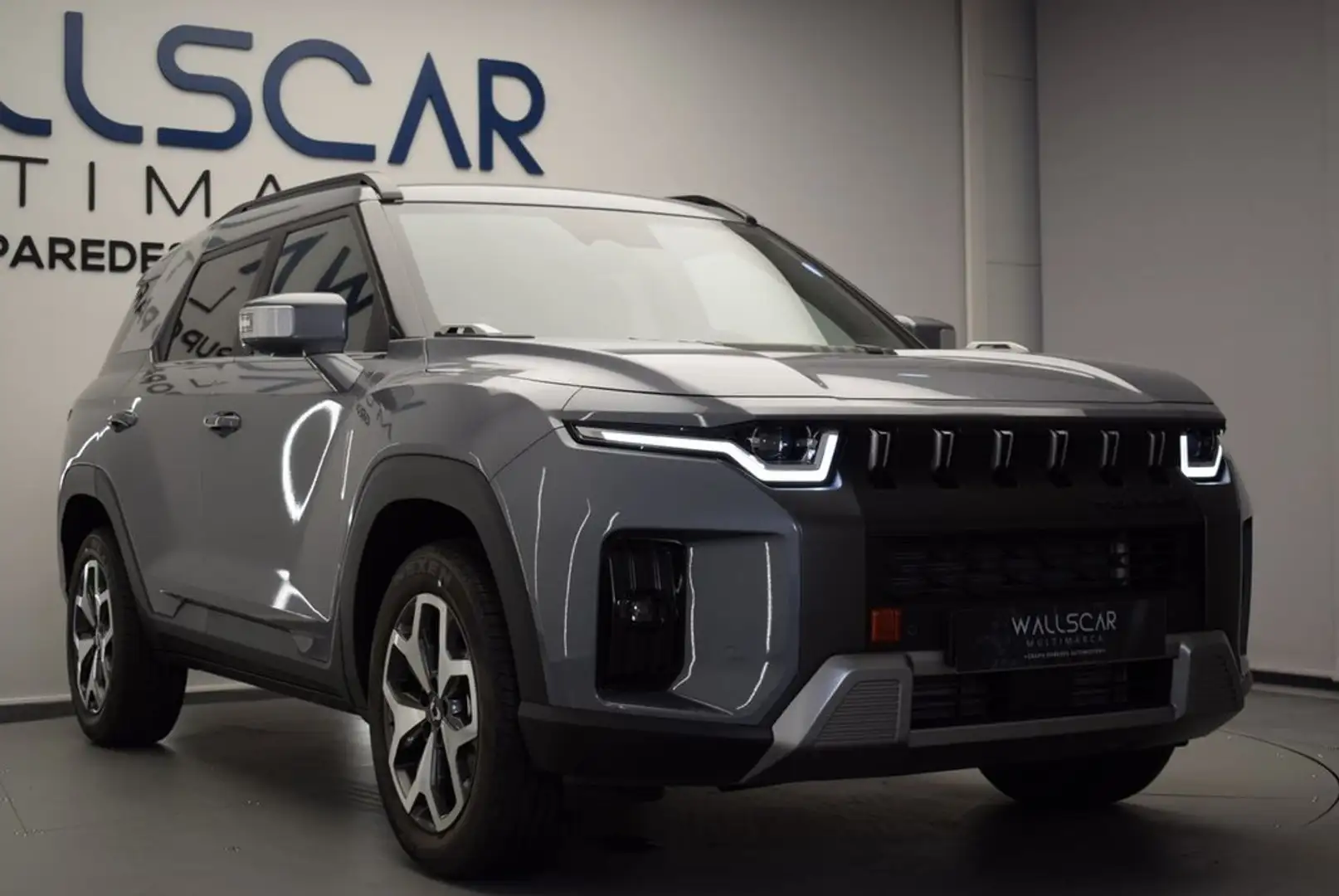 SsangYong Torres G15 Life Aut. Gris - 2