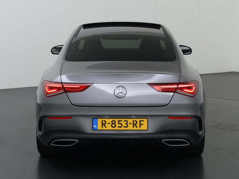 Mercedes-Benz CLA 180 AMG Line | Night | Panoramadak | Lederen bekleding — photo 4