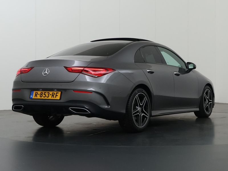 Mercedes-Benz CLA 180 AMG Line | Night | Panoramadak | Lederen bekleding — photo 2