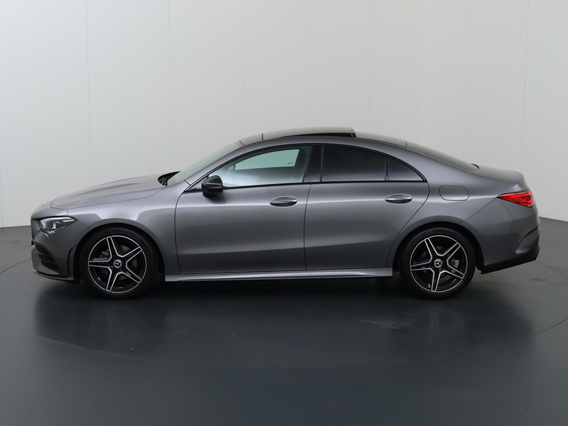 Mercedes-Benz CLA 180 AMG Line | Night | Panoramadak | Lederen bekleding — photo 5