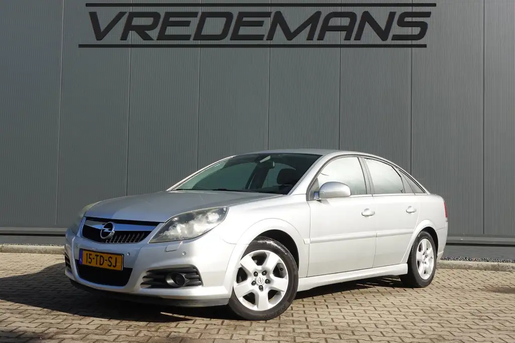 Opel Vectra 2006 из Европы — купить под ключ