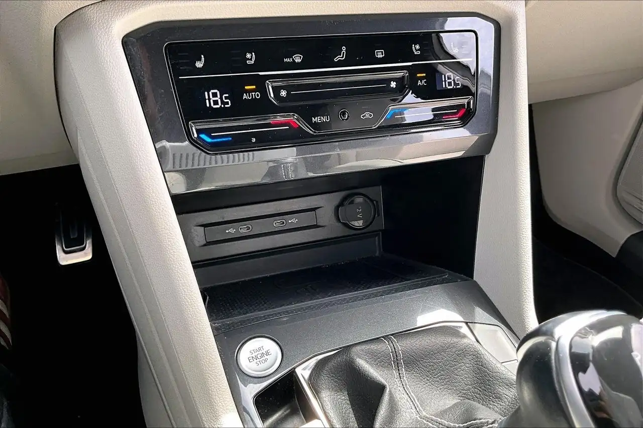 Volkswagen Tiguan снимка Volkswagen Tiguan