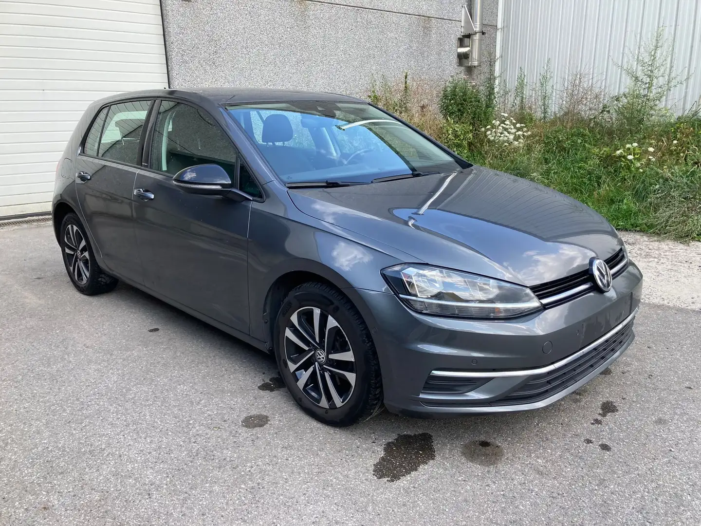 Volkswagen Golf Golf 1.6 TDi Comfortline DSG) prete a immatricule Grijs - 1