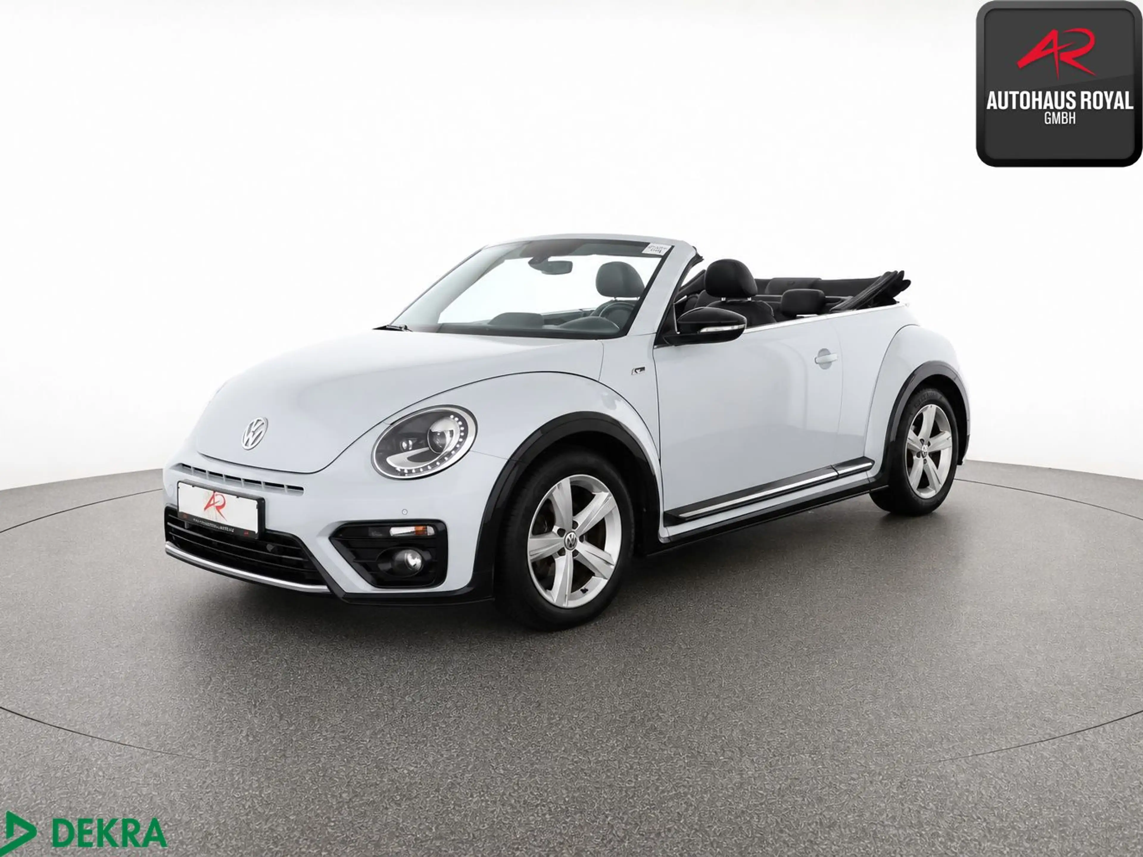 Volkswagen Beetle Cabrio 1.4 TSI FENDER,CARPLAY,KAMERA,2.HD
