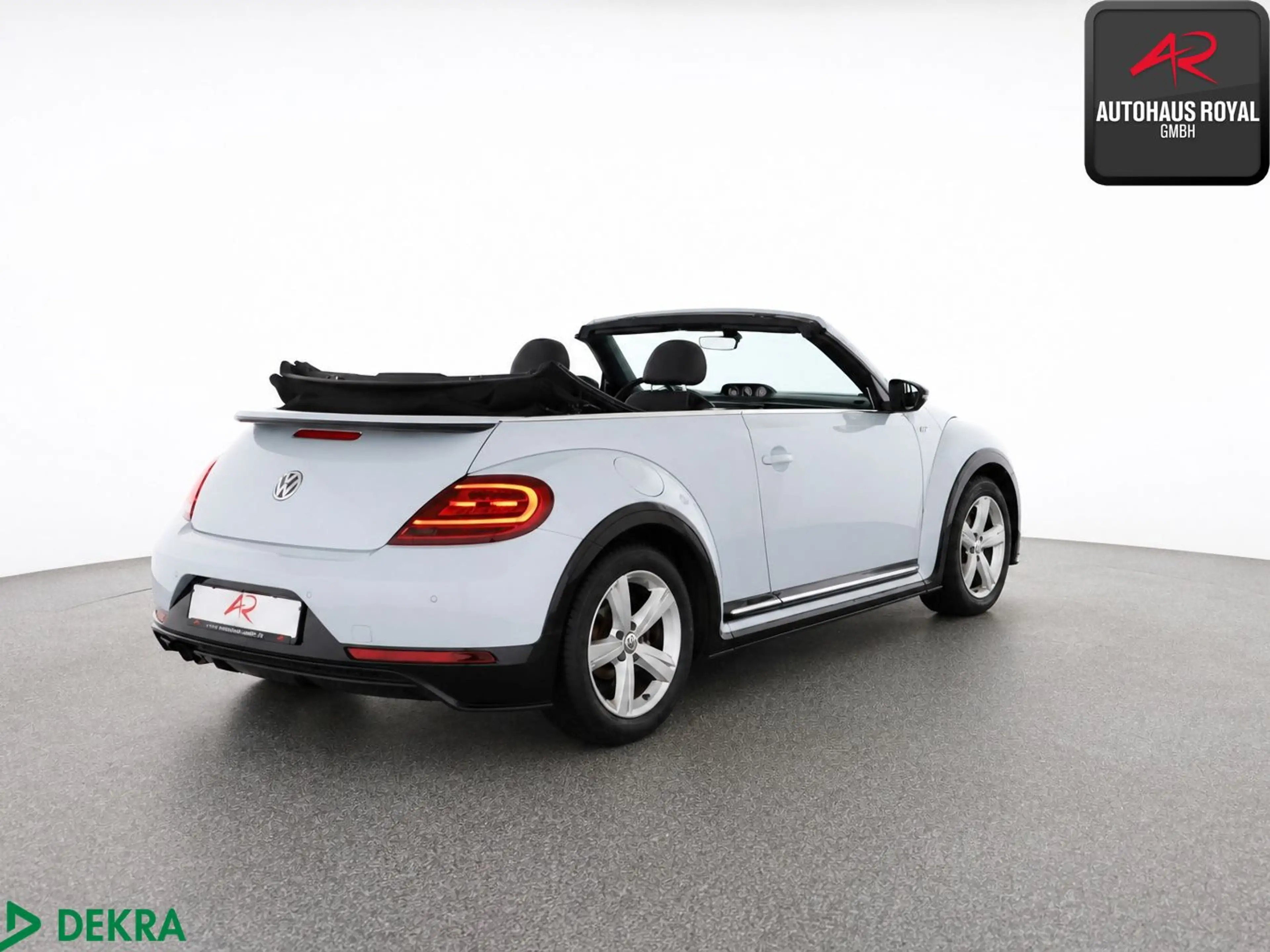 Volkswagen Beetle Cabrio 1.4 TSI FENDER,CARPLAY,KAMERA,2.HD — photo 5