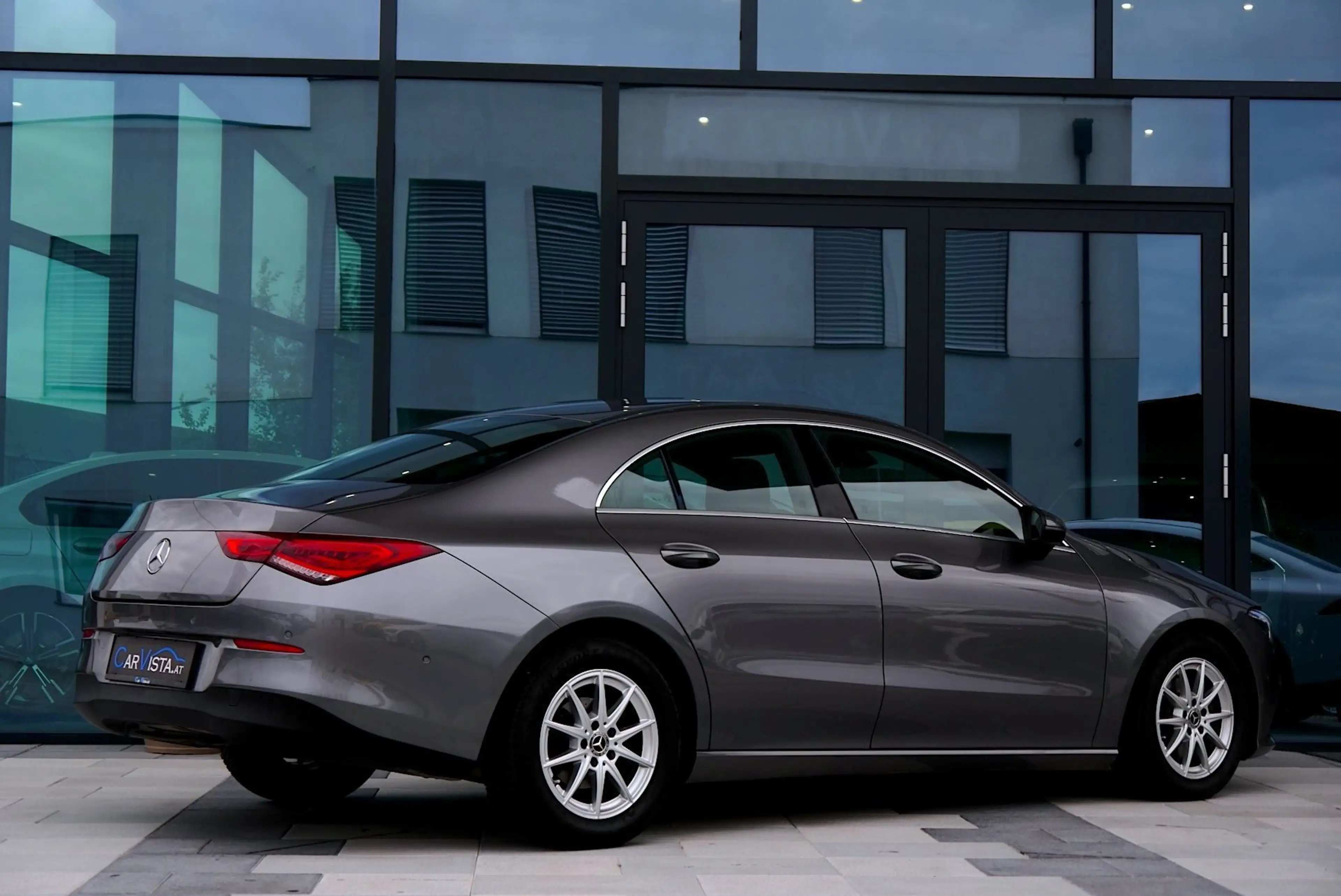 Mercedes-Benz CLA 180 d Aut. *Kamera - Sitzheizung* — photo 5
