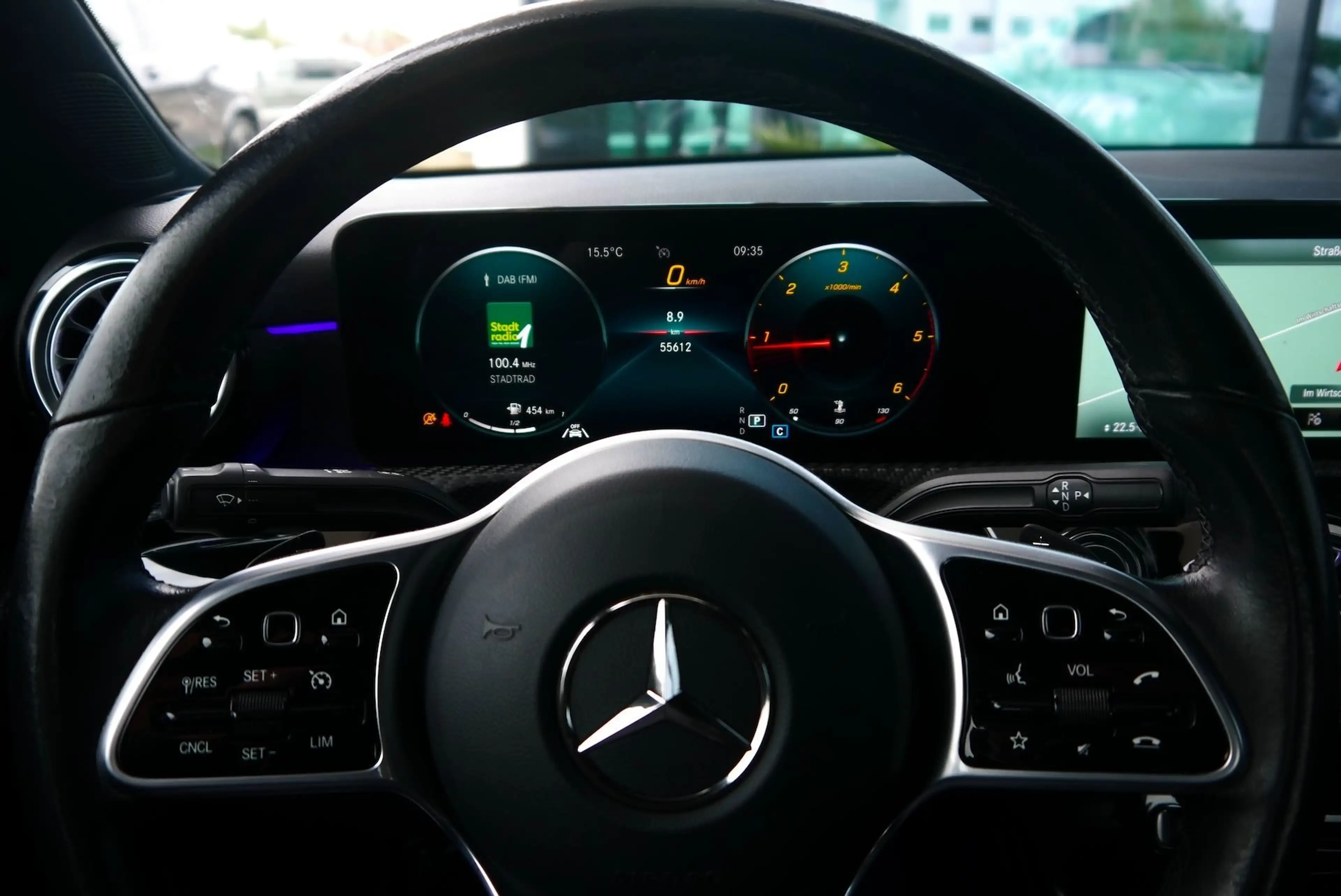 Mercedes-Benz CLA 180 d Aut. *Kamera - Sitzheizung* — photo 13