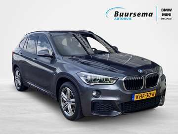 sDrive18i High Exec * Zwart Sportlederen interieur