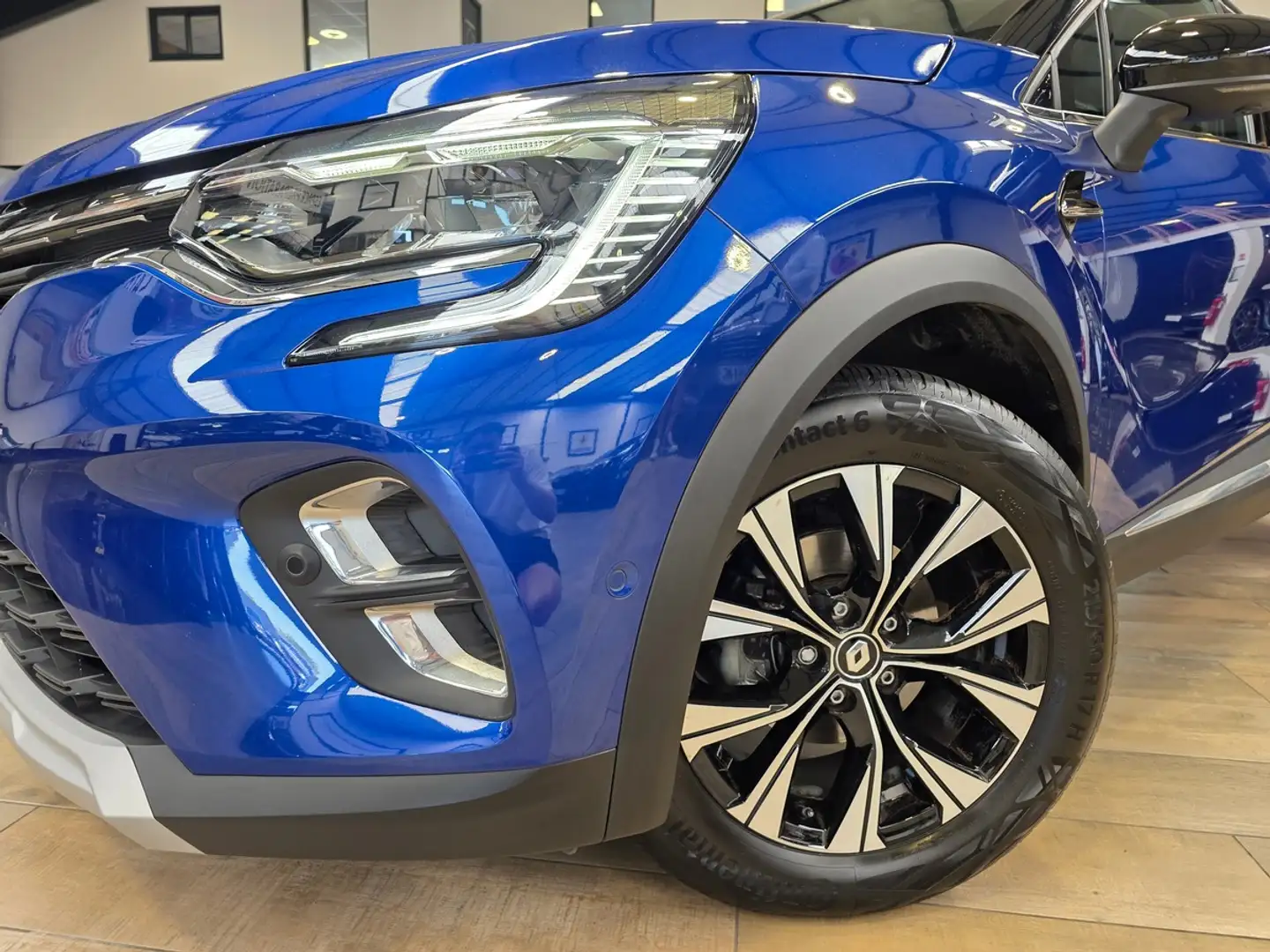 Renault Captur II 1.3 MILD HYBRID 140 EVOLUTION EDC // 5500KMS /  Bleu - 2