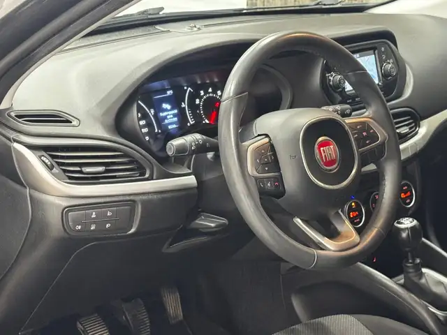 Fiat Tipo view 9