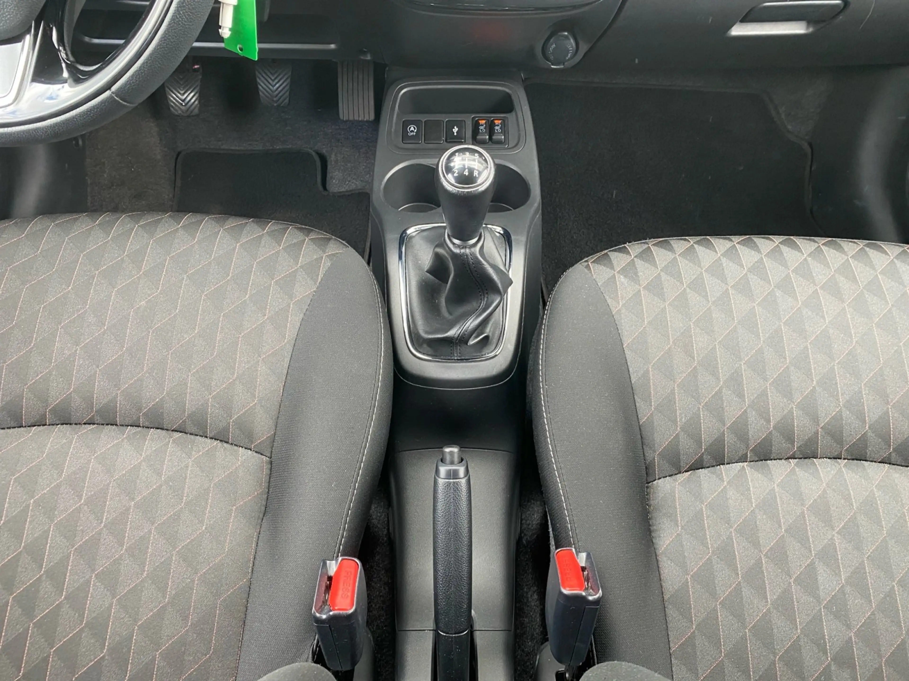 Mitsubishi Space Star Select+ 1.2 MIVEC Tempomat Sitzhzg. — photo 9