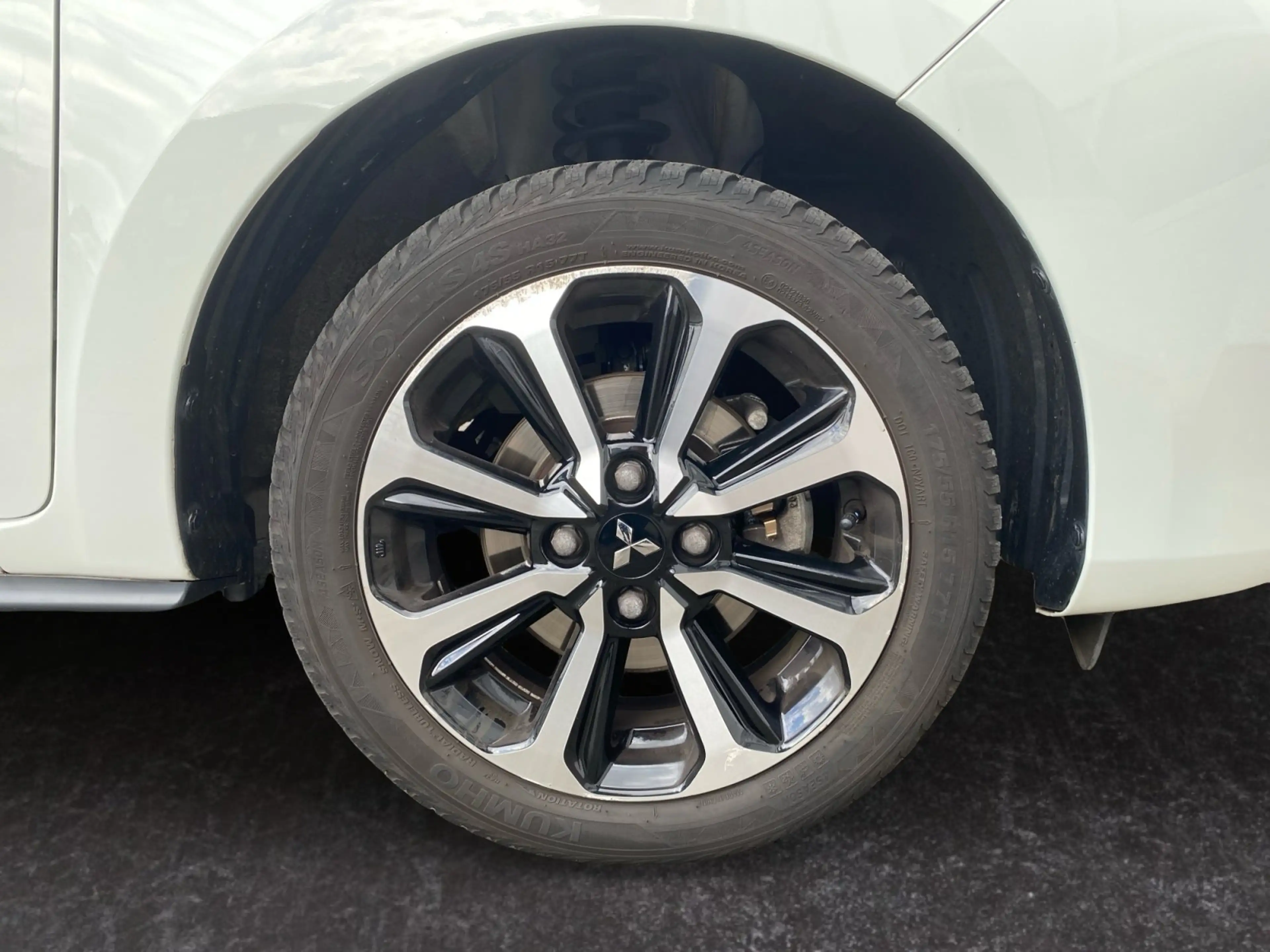 Mitsubishi Space Star Select+ 1.2 MIVEC Tempomat Sitzhzg. — photo 15