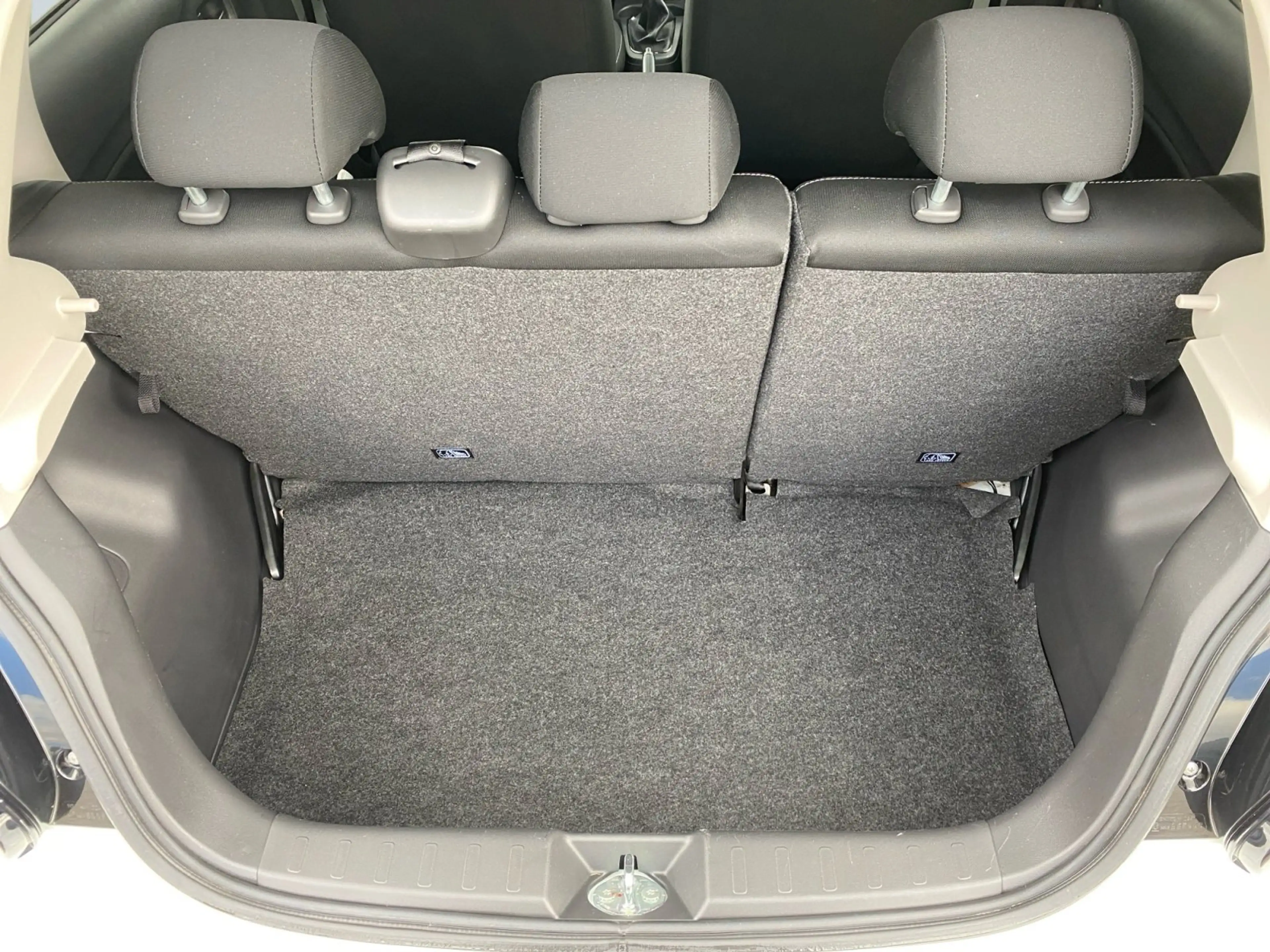 Mitsubishi Space Star Select+ 1.2 MIVEC Tempomat Sitzhzg. — photo 14
