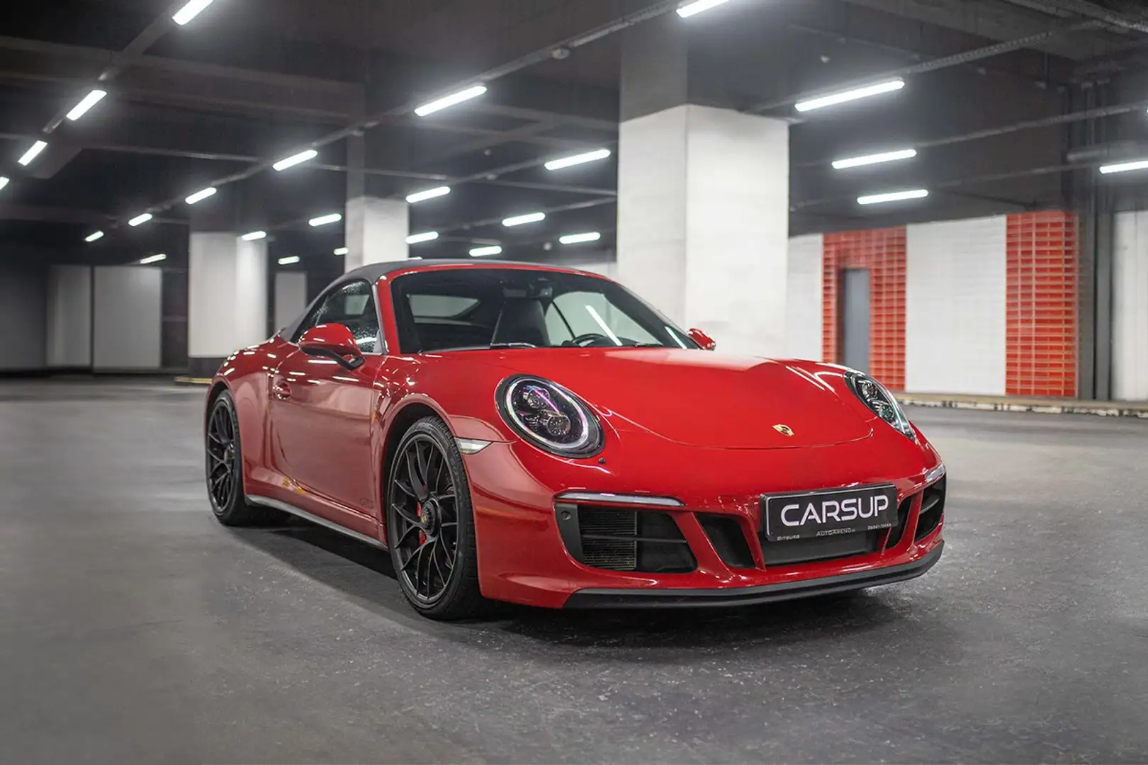 Porsche 911 Type 991.2 Carrera 4 GTS Cabriolet - Rouge Carmin Rood - 1