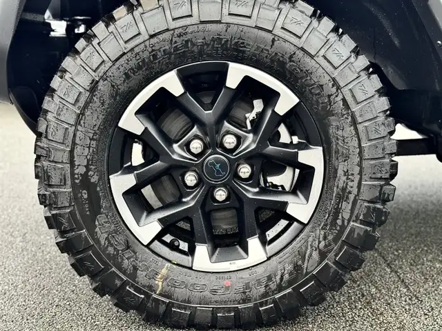 Jeep Wrangler view 4
