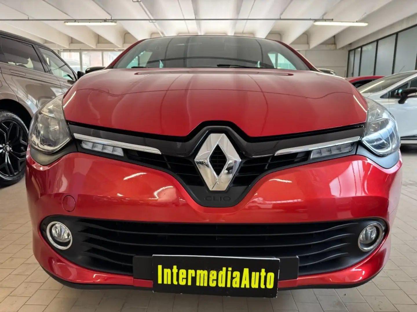 Renault Clio 1.5 dCi 75CV 5p Unico Prop. Cinghia Fatta Rosso - 2