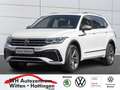 Volkswagen Tiguan Allspace 2,0 TDI DSG 4M R-LINE 7-sitzer PANORAMA NAVI AR... White - thumbnail 1