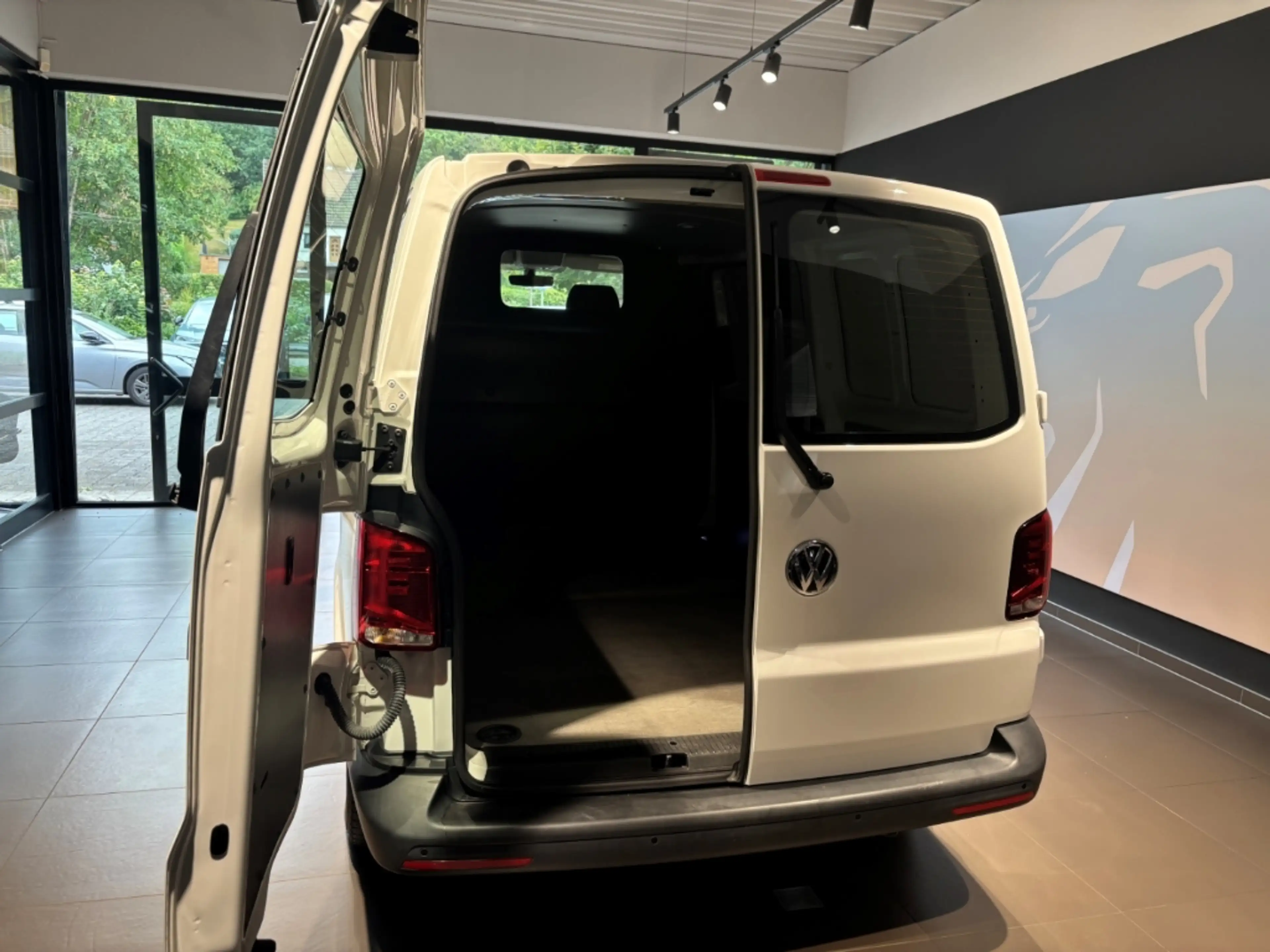 Volkswagen T6.1 Transporter Kasten SITZHEIZUNG KLIMA PDC — photo 7