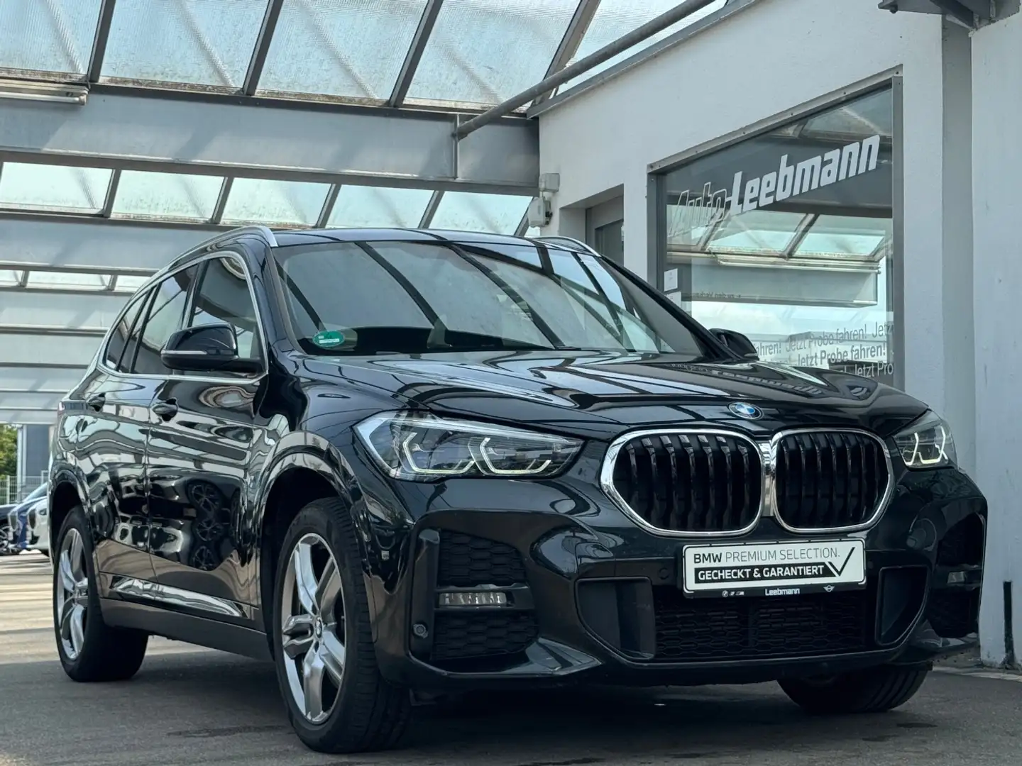 BMW X1 xDrive20d M-Sport elSitze/HUD 2 JAHRE GARANTIE Noir - 2