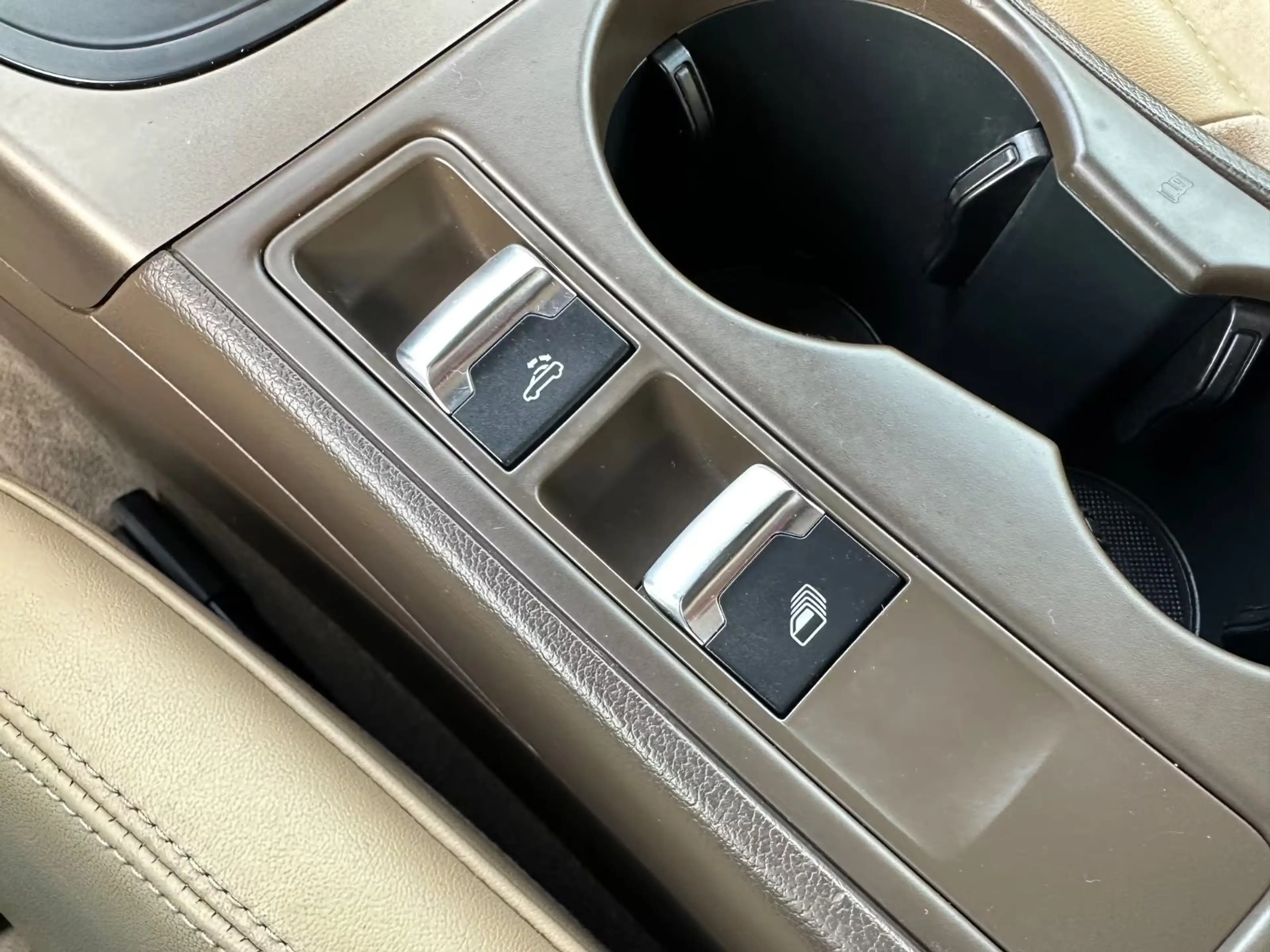 Audi A5 Cabrio 1.8 TFSI Aut. S-Line Bi-Xen LEDER Keyl — photo 28