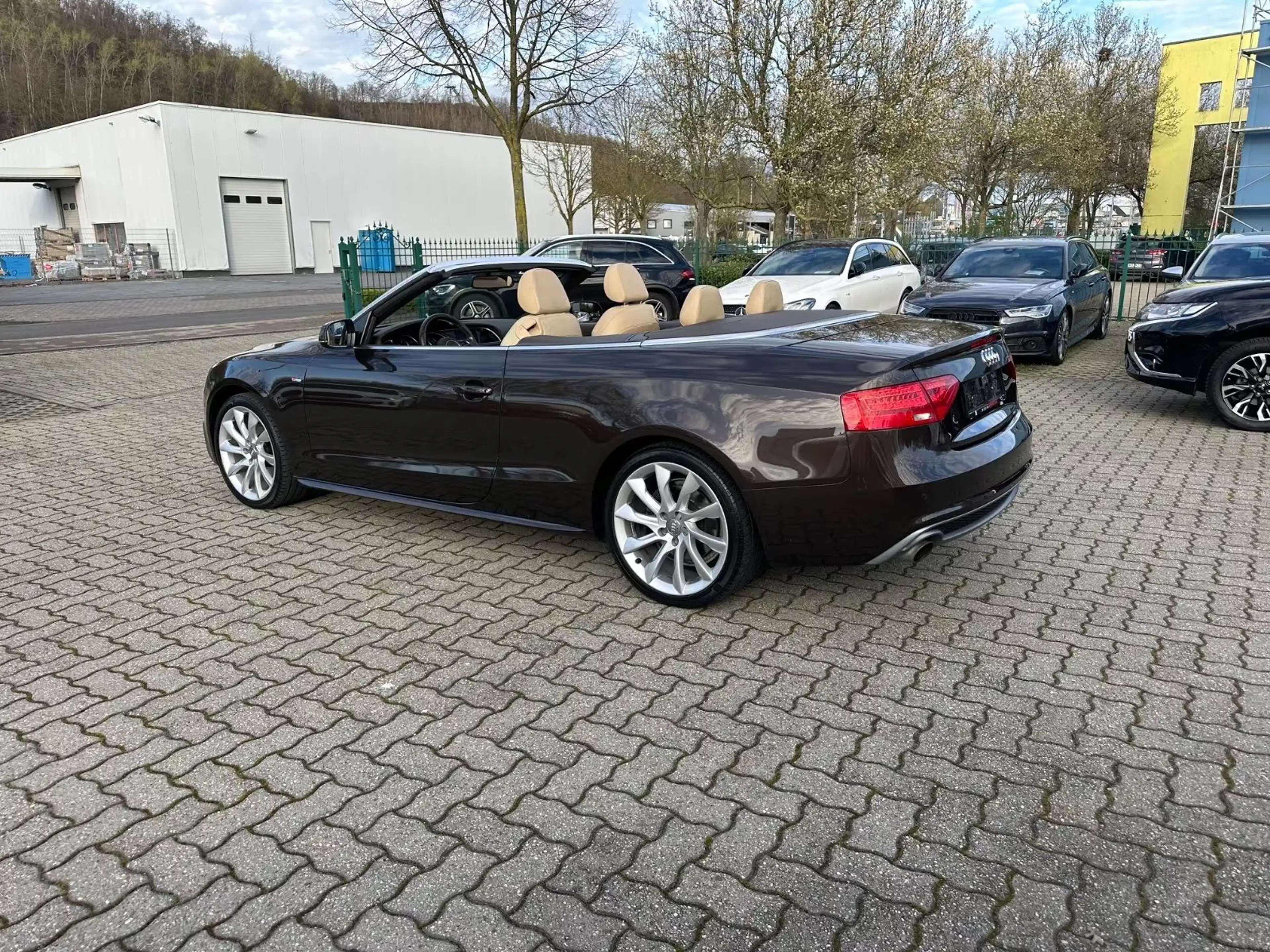 Audi A5 Cabrio 1.8 TFSI Aut. S-Line Bi-Xen LEDER Keyl — photo 5