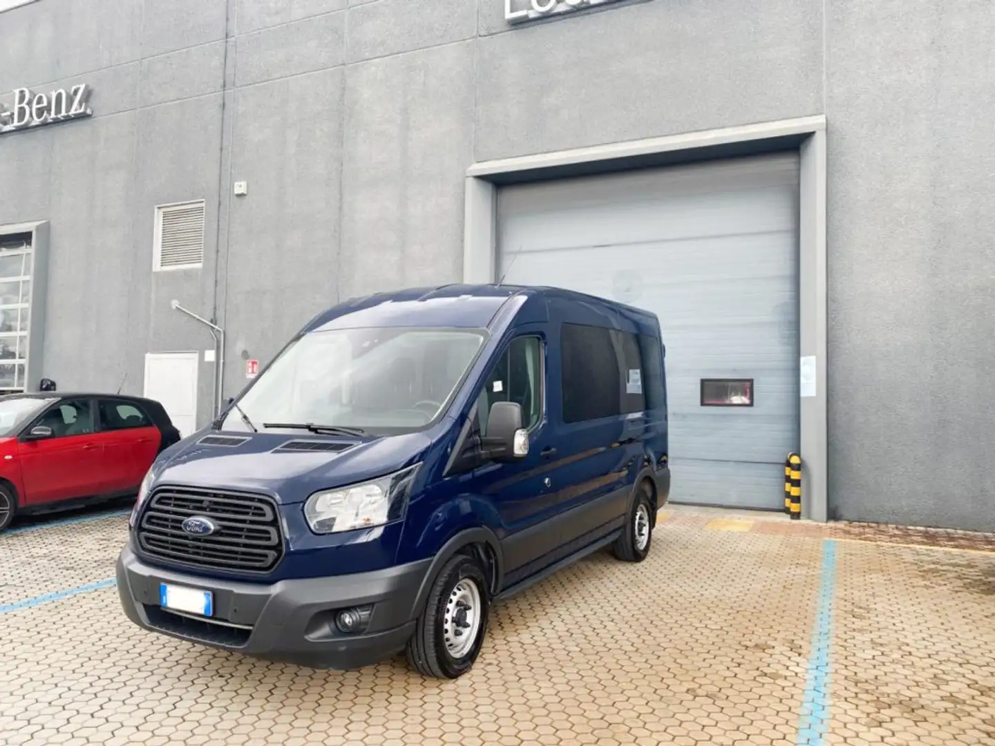 Ford Transit 310 Combi Entry Blau - 1