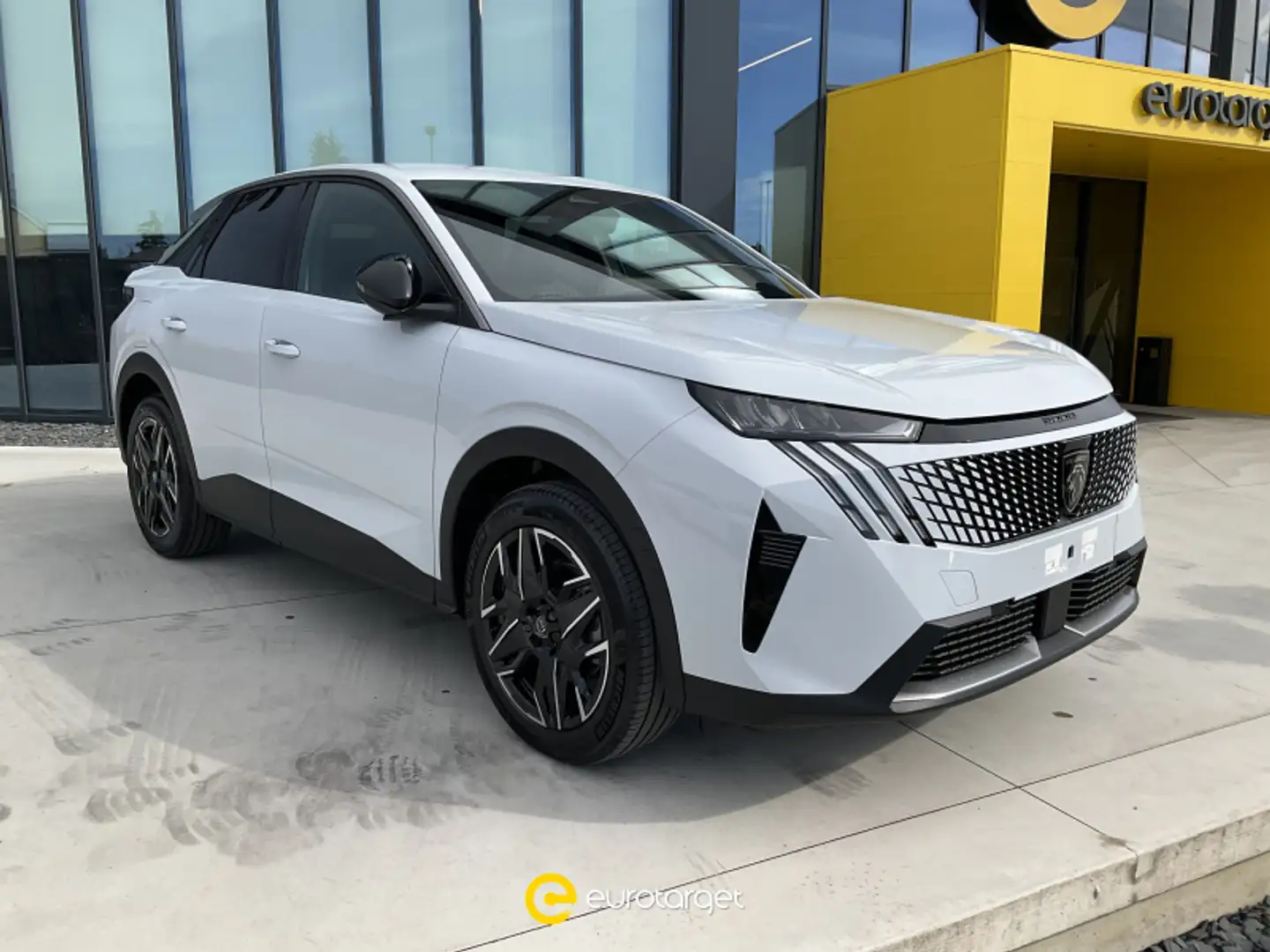 Peugeot 3008 Hybrid 145 e-DCS6 Allure Bianco - 1