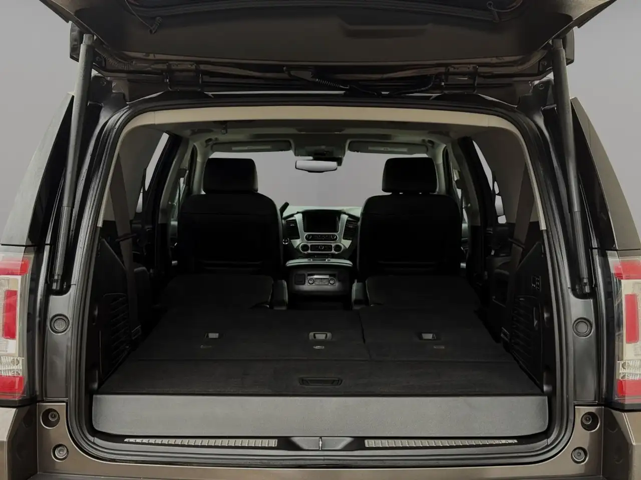 GMC Yukon снимка GMC Yukon