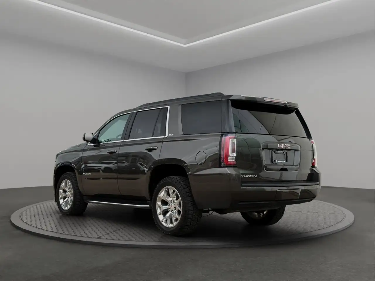 GMC Yukon снимка GMC Yukon