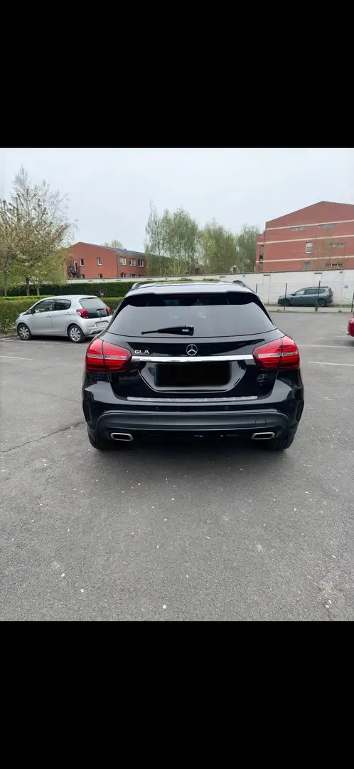Mercedes-Benz GLA 200 d 7-G DCT Fascination - 2