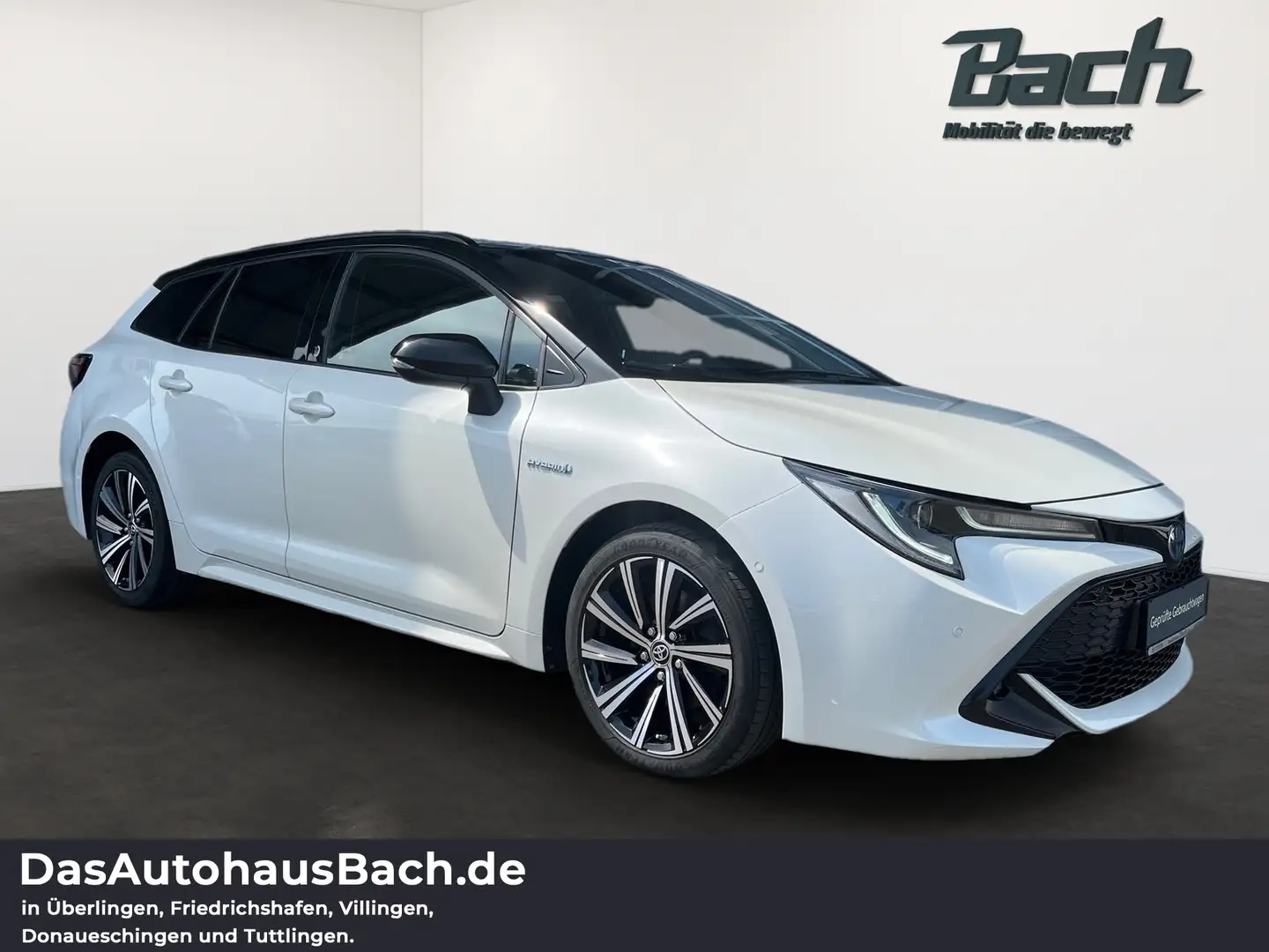 Toyota Corolla 2.0 Hybrid Touring Sports Team D Белый - 2