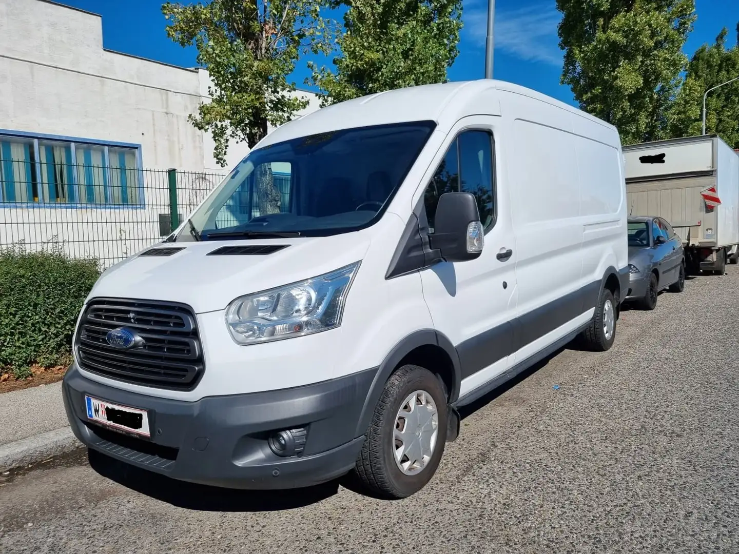Ford Transit 2017 Ford Transit 2.0 TDCi (77 kW / 105 PS) L3H3 Weiß - 2