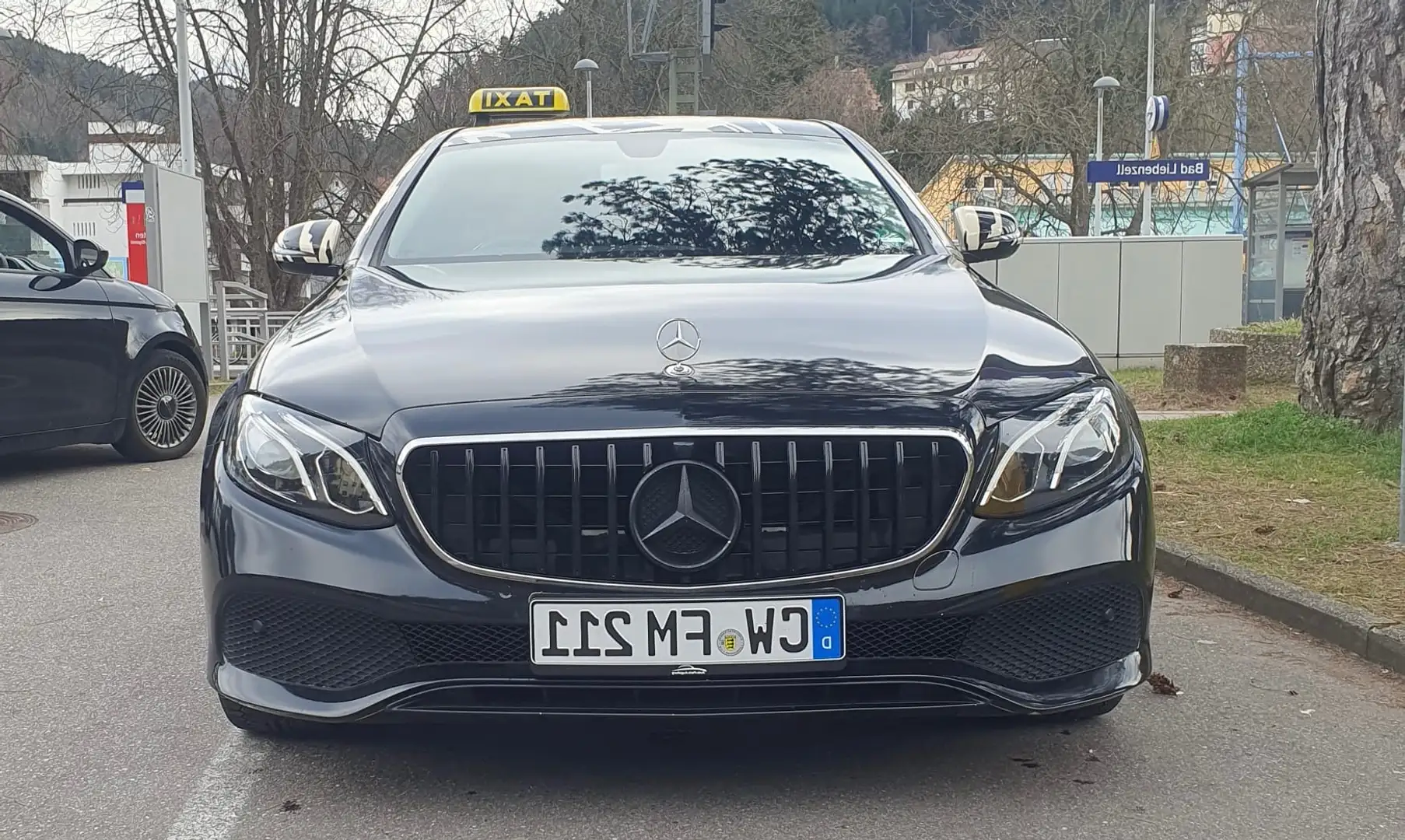 Mercedes-Benz E 220 E-Klasse Diesel d 9G-TRONIC Beige - 2