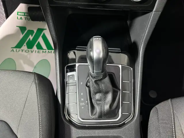 Volkswagen Golf Sportsvan view 10