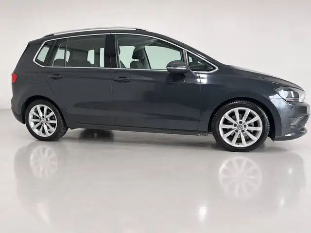 Volkswagen Golf Sportsvan view 23