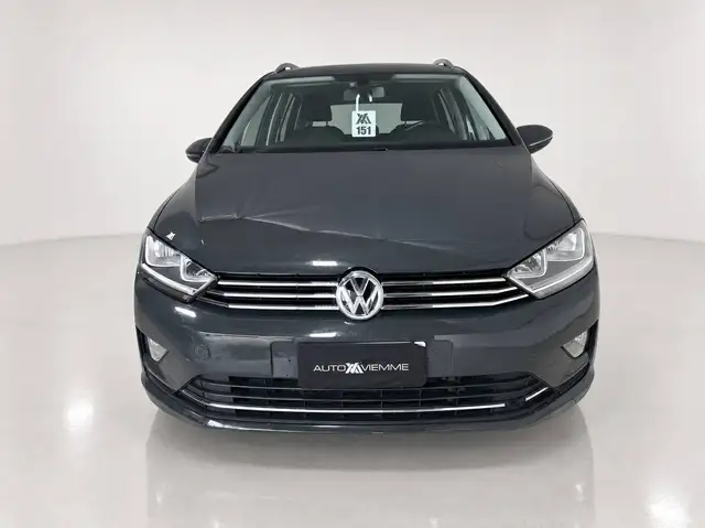 Volkswagen Golf Sportsvan view 2