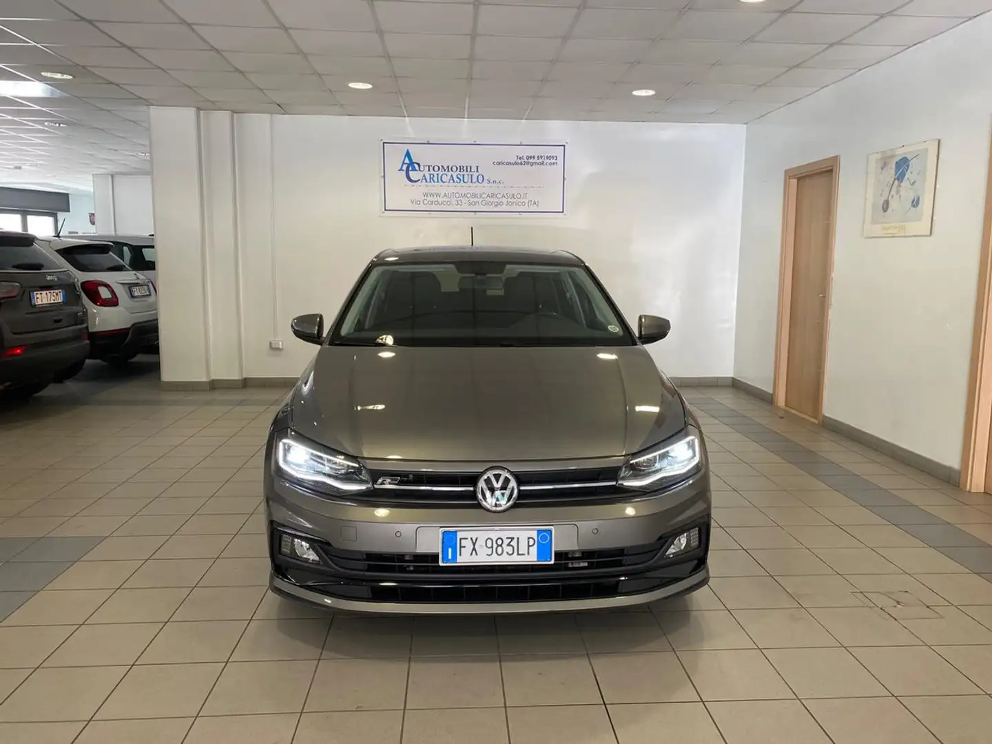 Volkswagen Polo 1.6 TDI 95 CV 5p. R-line Grigio - 2