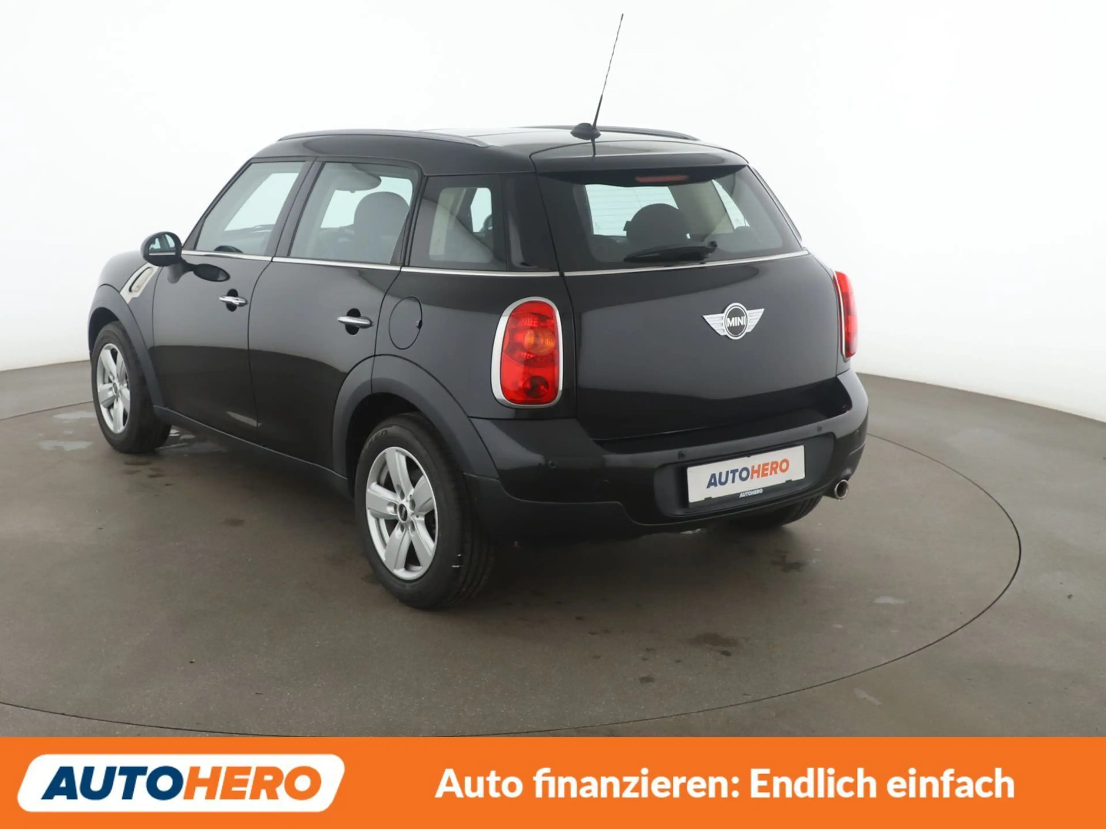 MINI Cooper D Countryman Cooper D *NAVI*TEMPO*PDC* — photo 4