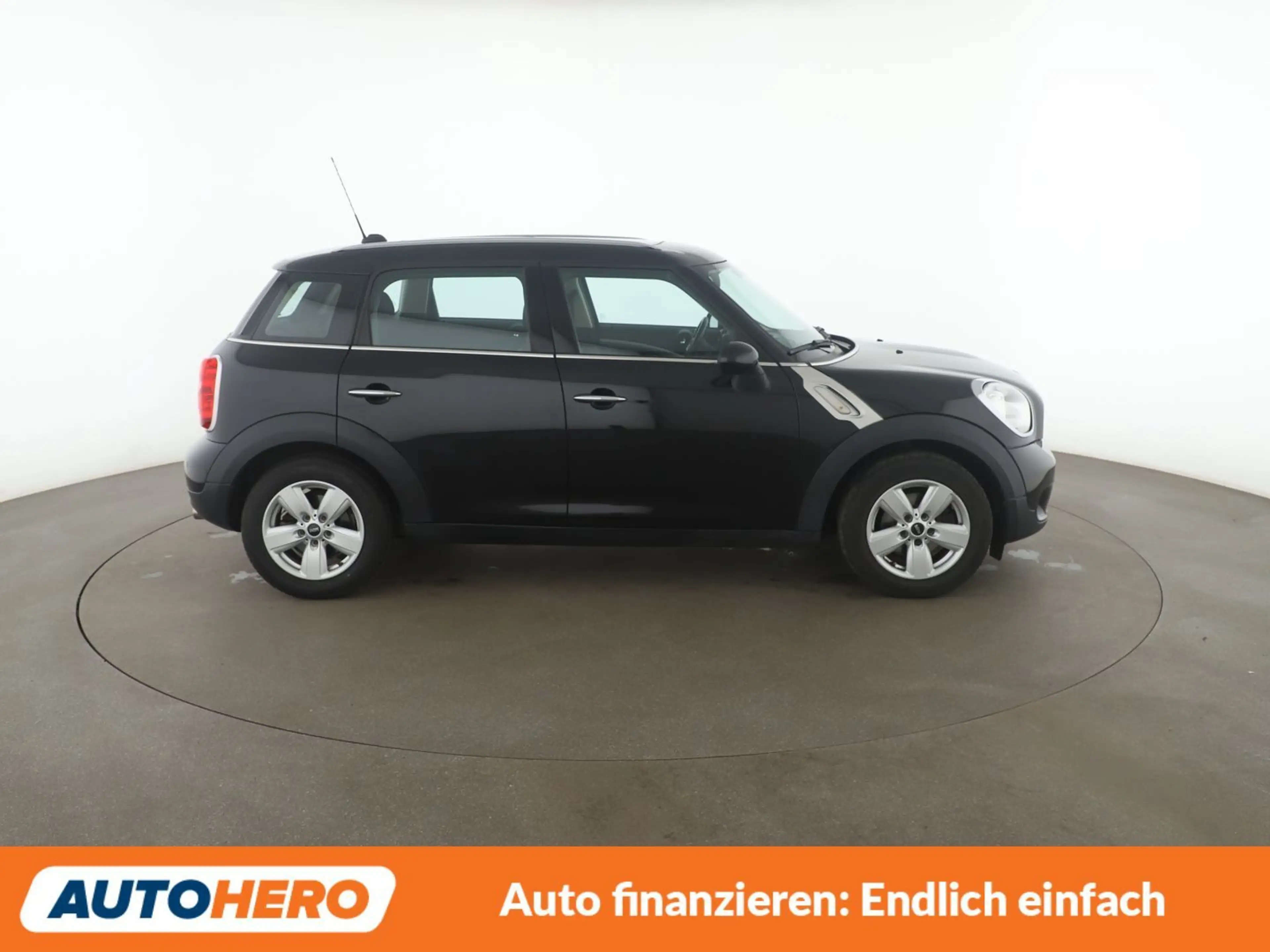 MINI Cooper D Countryman Cooper D *NAVI*TEMPO*PDC* — photo 7